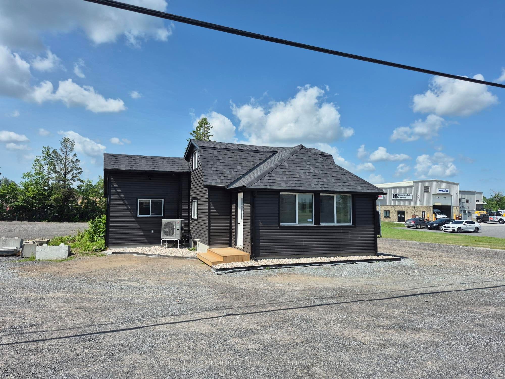 2775 Carp Road photo 1