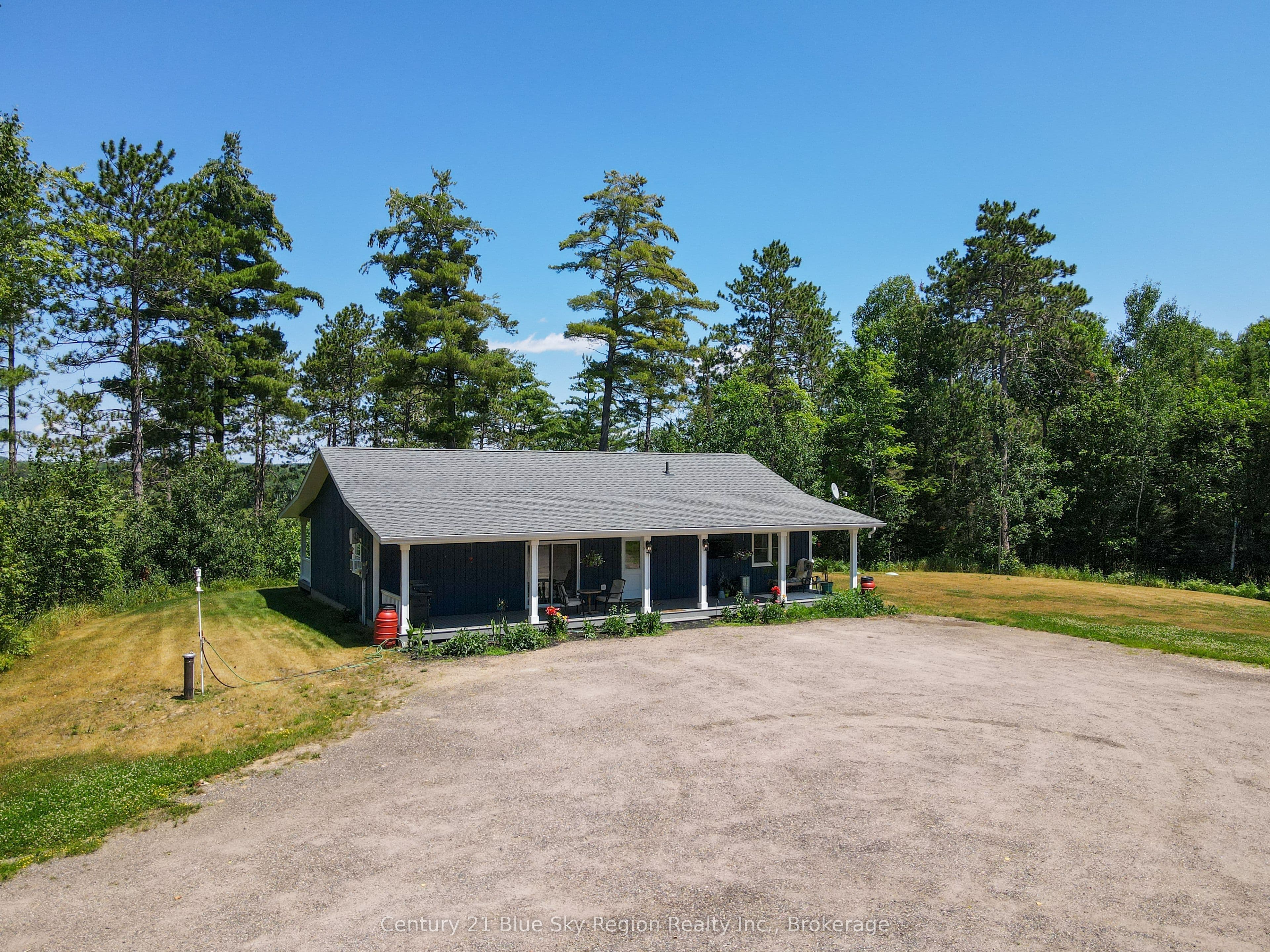 649 Hazel Glen Road photo 1