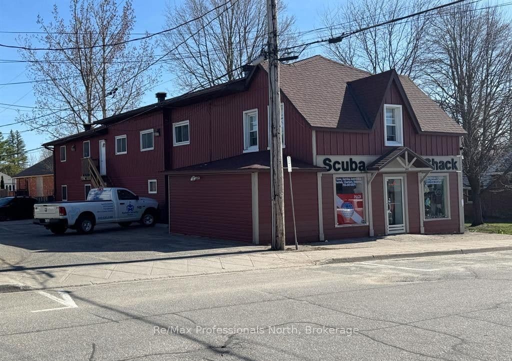 141 Hotchkiss Street photo 1