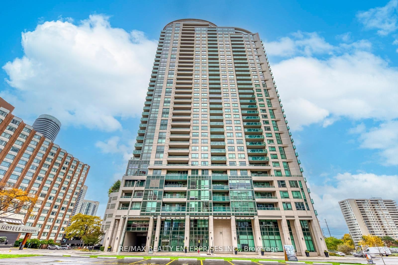 Unit 3302 208 Enfield Place photo 1