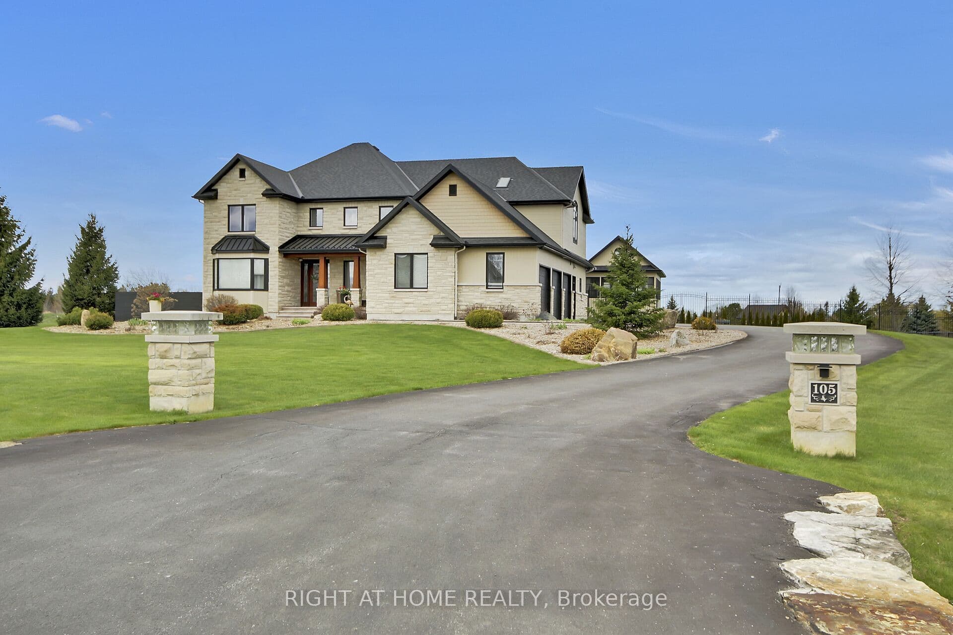 105 Ravenview Way photo 1