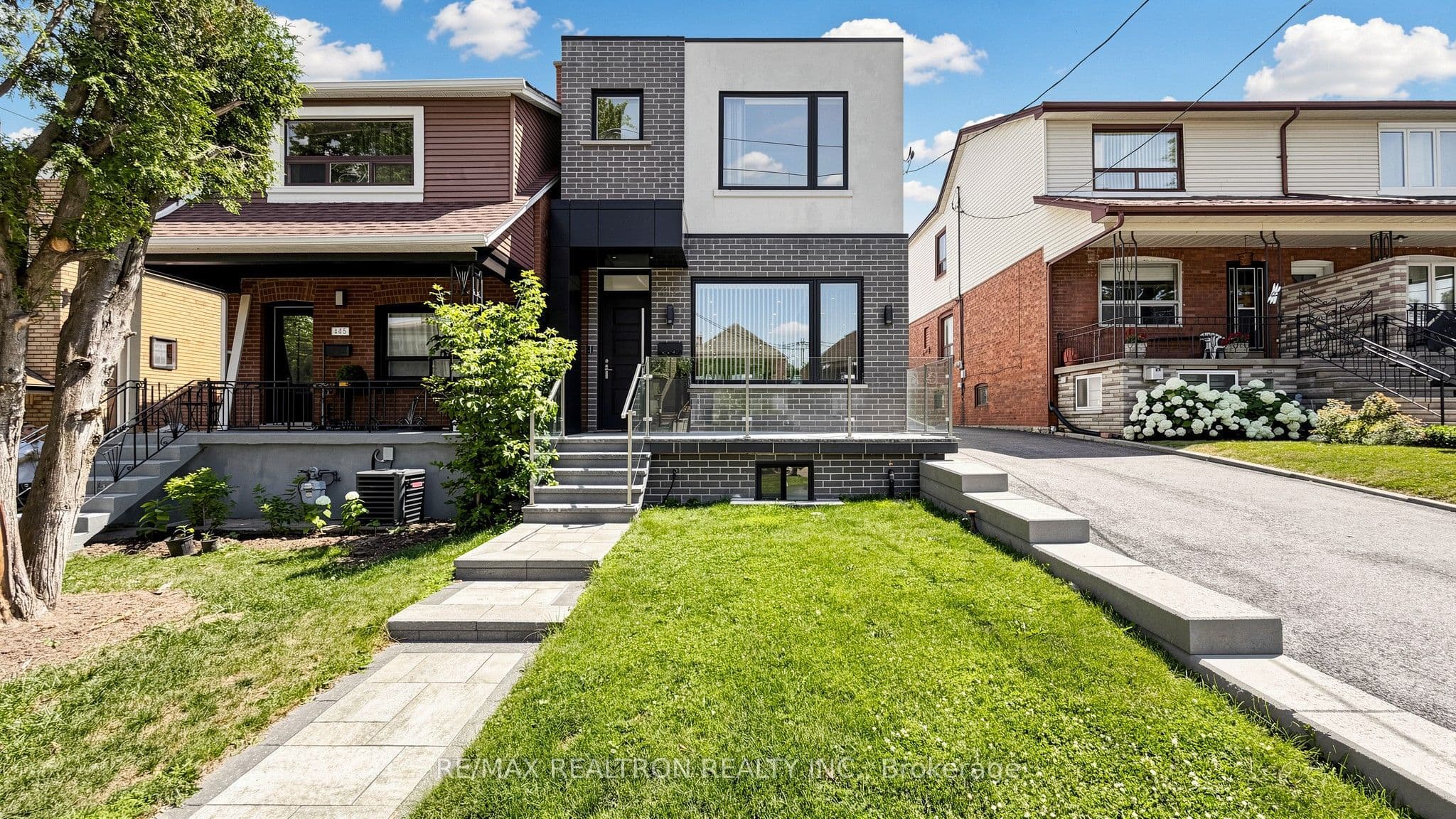 443 Northcliffe Boulevard photo 1