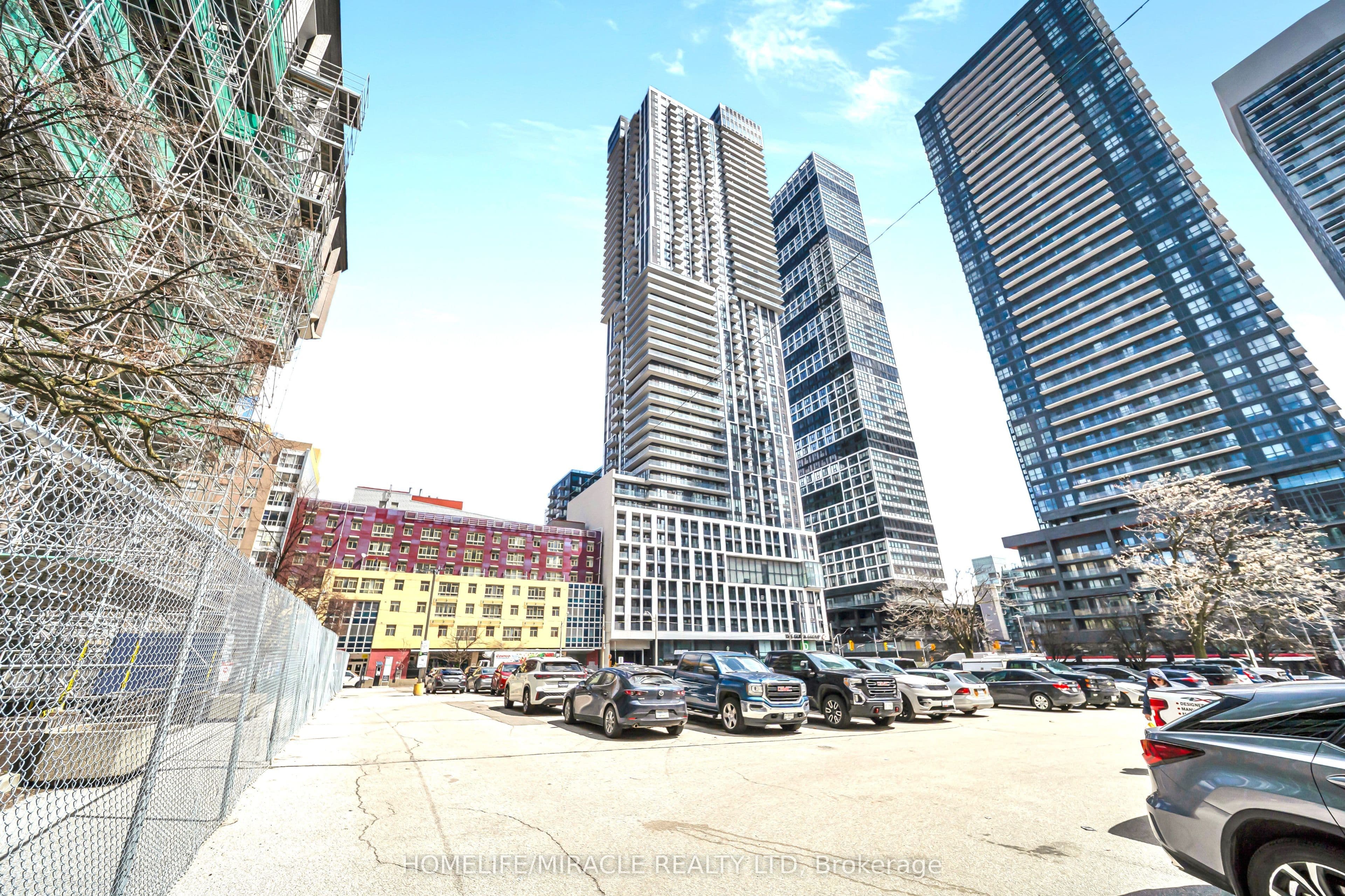 Unit 3512 251 Jarvis Street photo 1