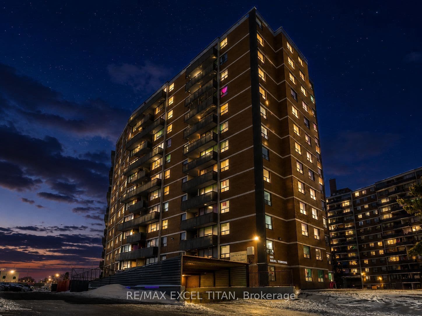 Unit 1104 1385 Midland Avenue photo 1