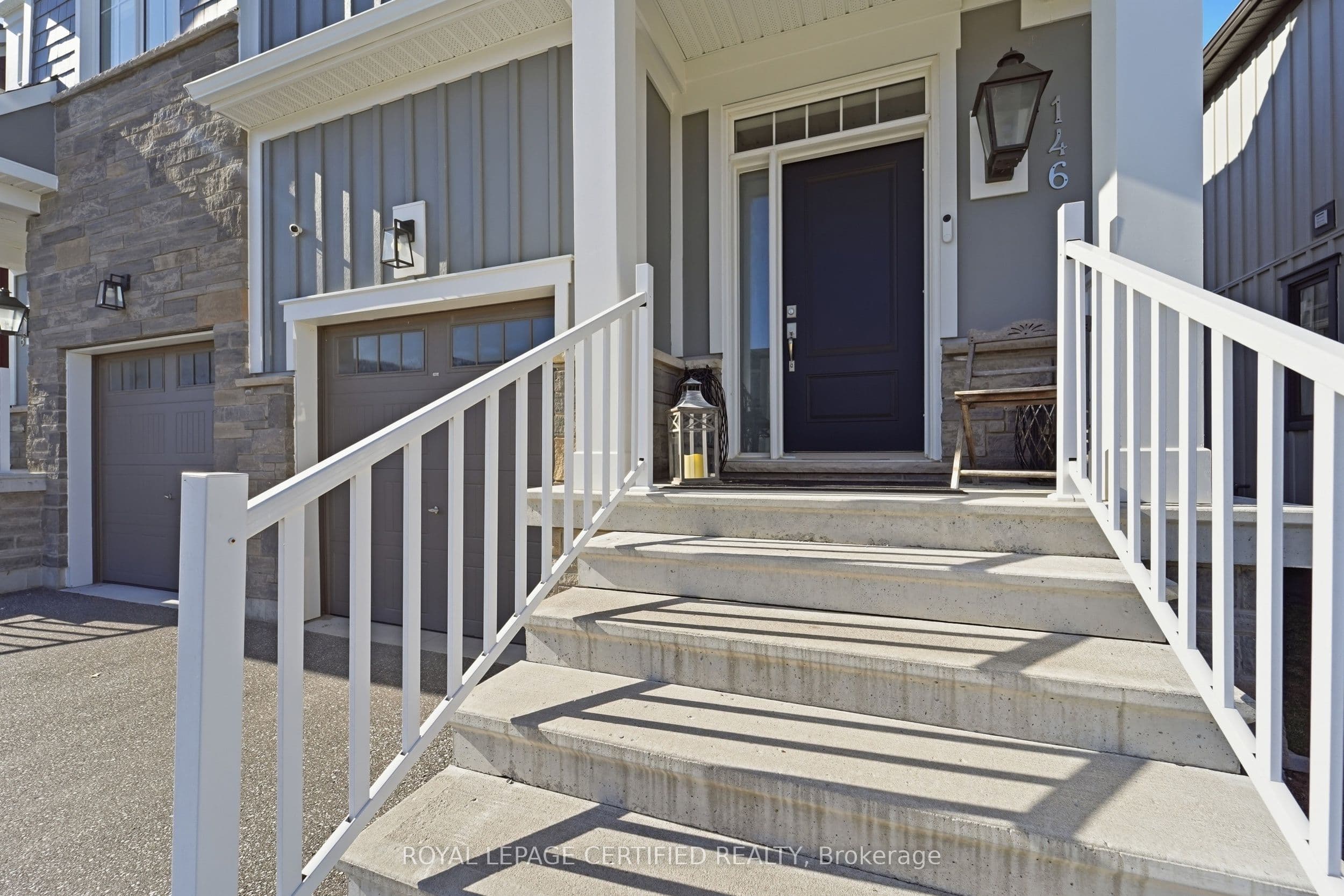 146 Sycamore Street photo 1