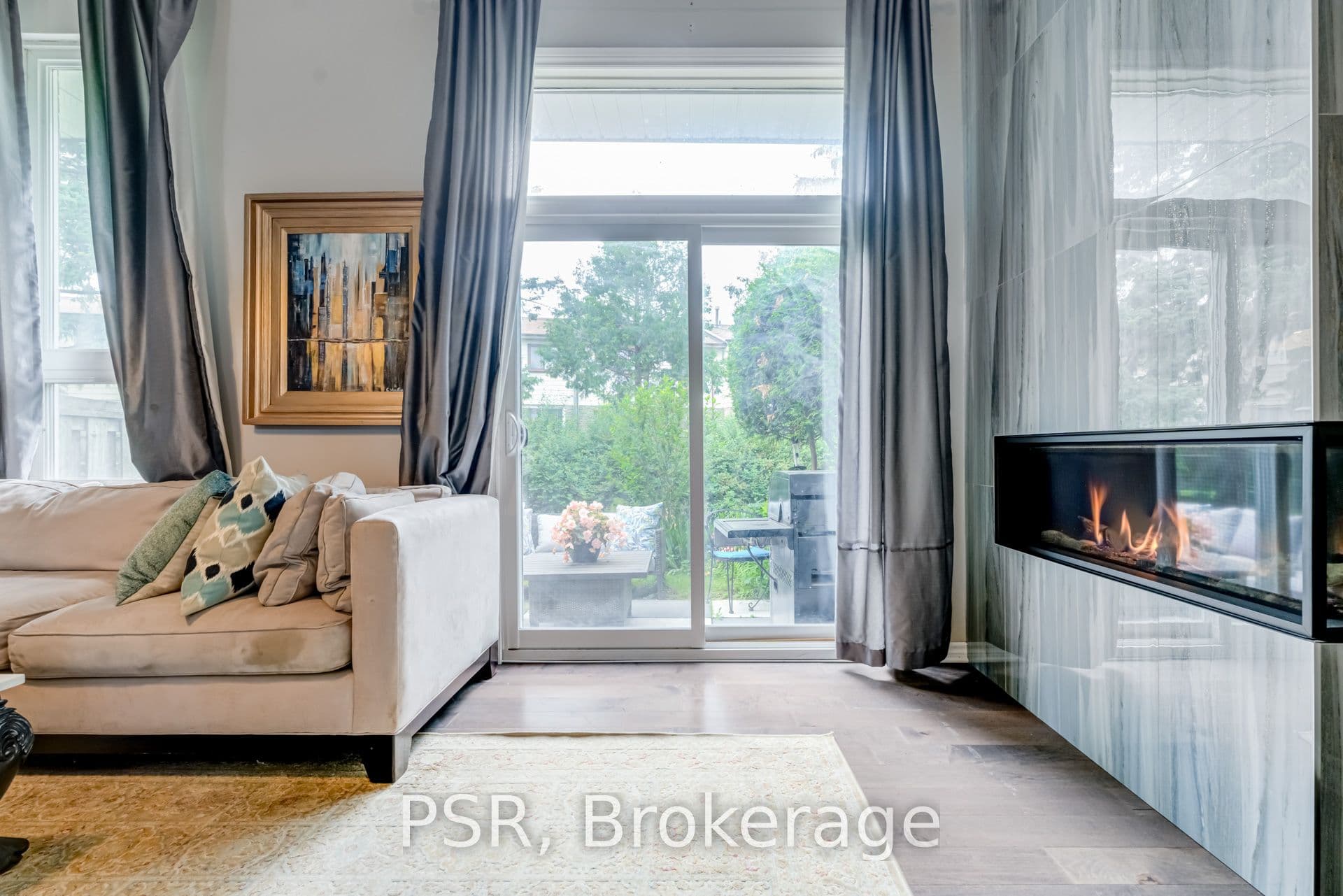Unit 22 50 Verne Crescent photo 1