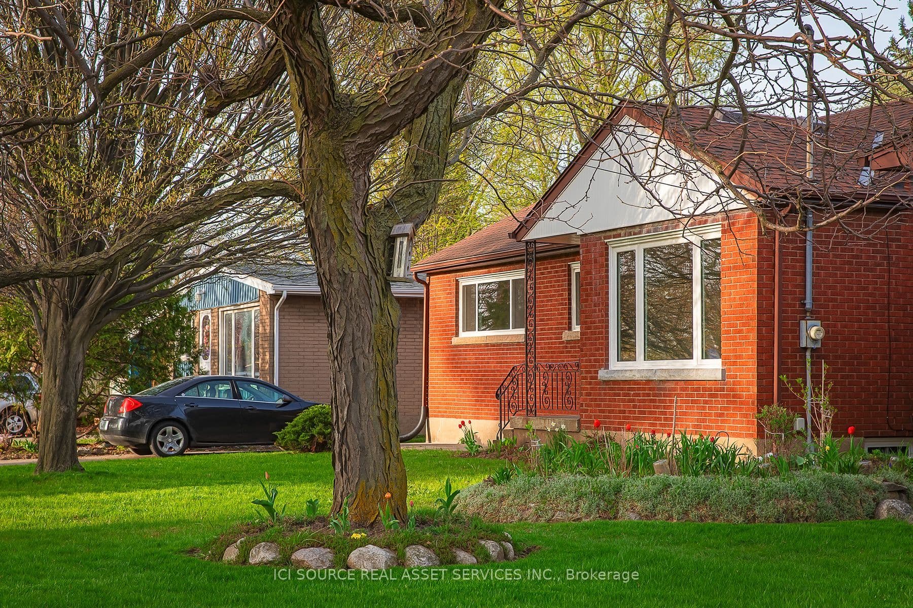 3768 Dorchester Road photo 1
