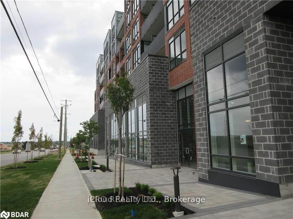 Unit 103 681 Yonge Street photo 1