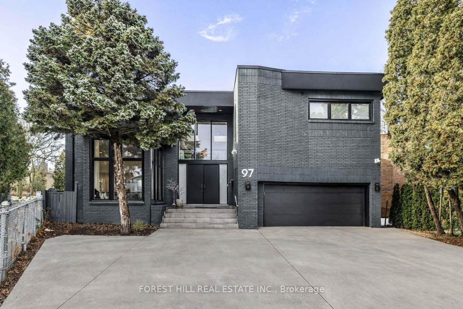 97 Clarinda Drive photo 1