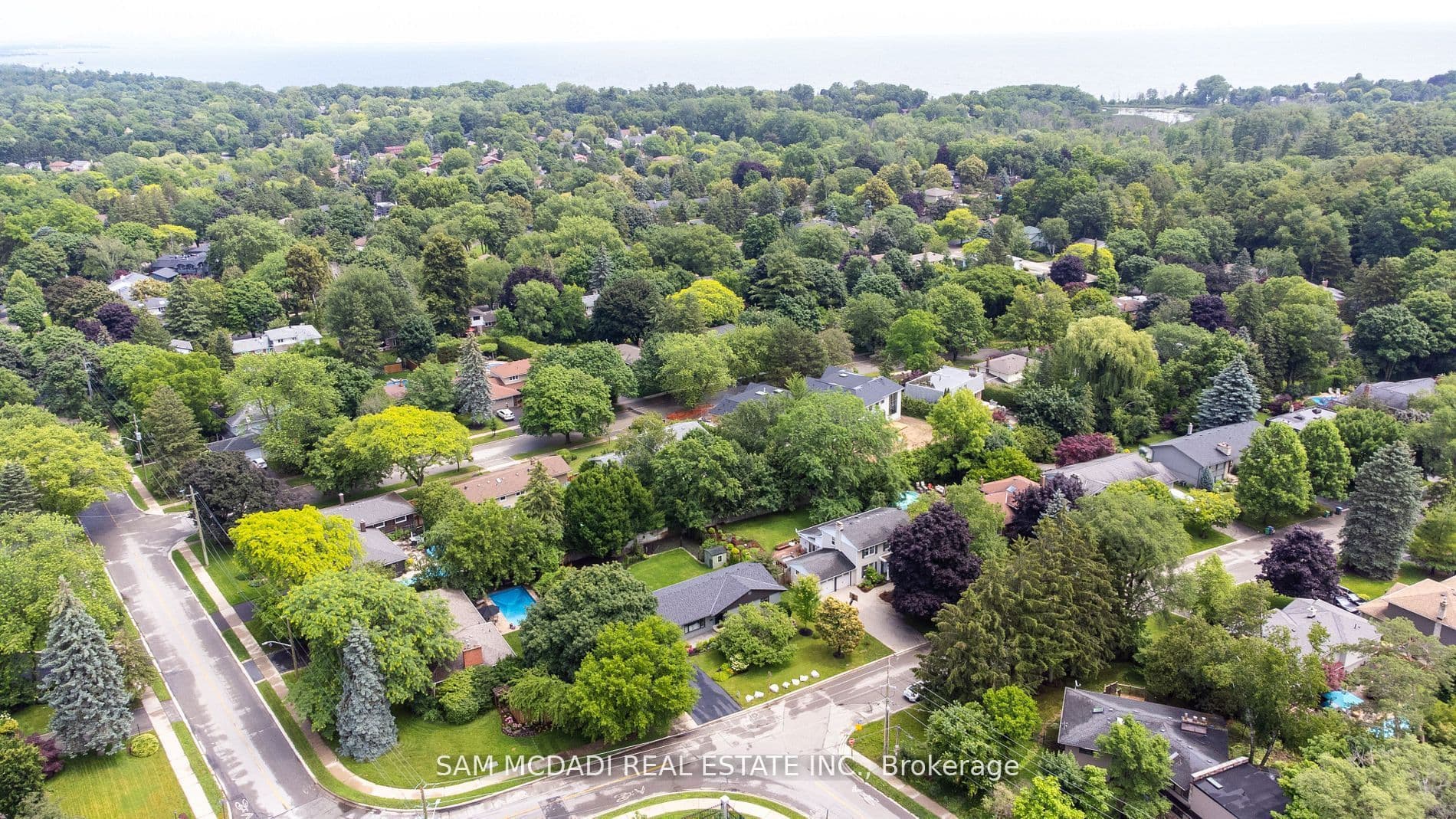 927 Ingersoll Court photo 1