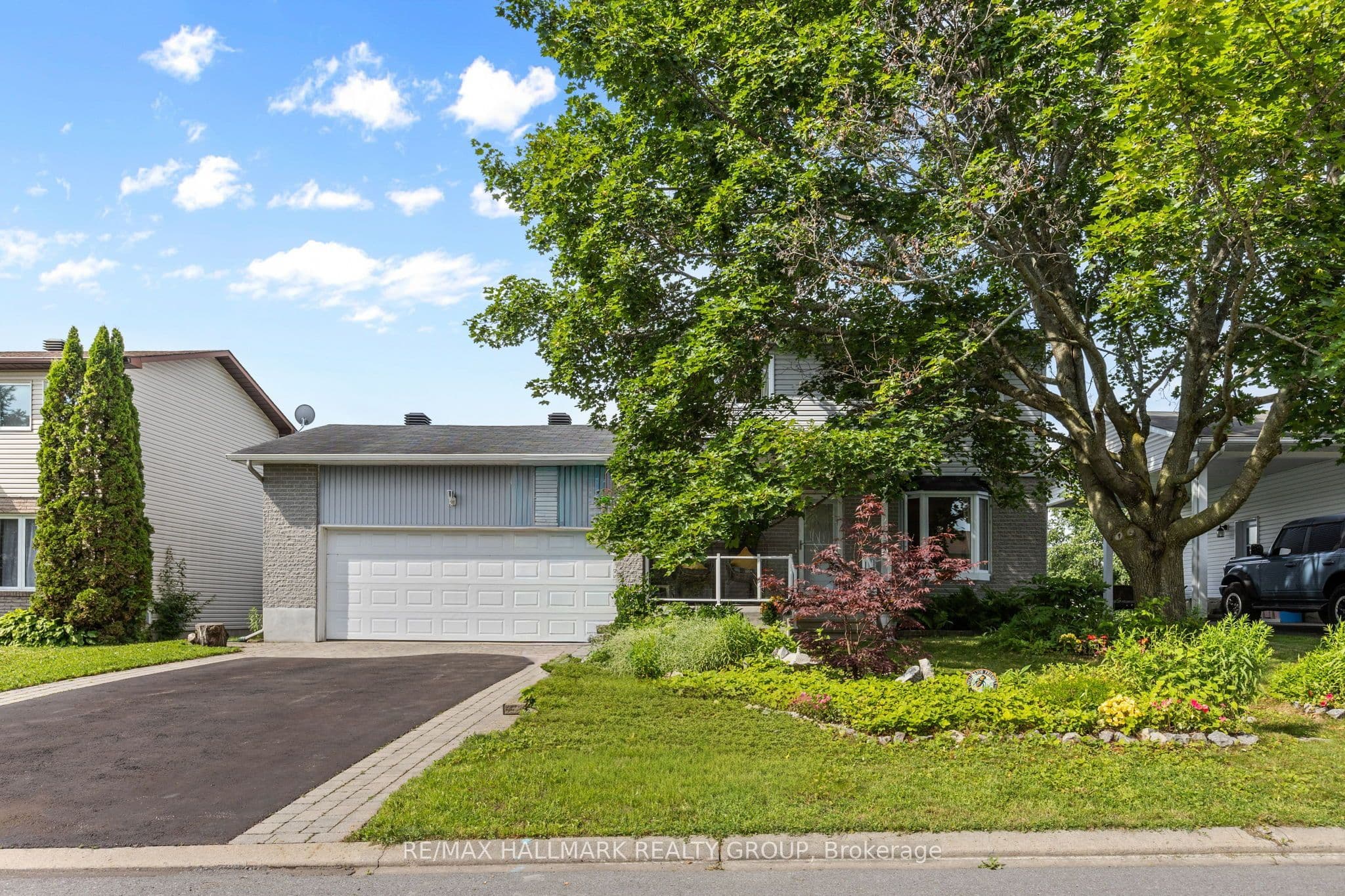 2659 Liliane Street photo 1
