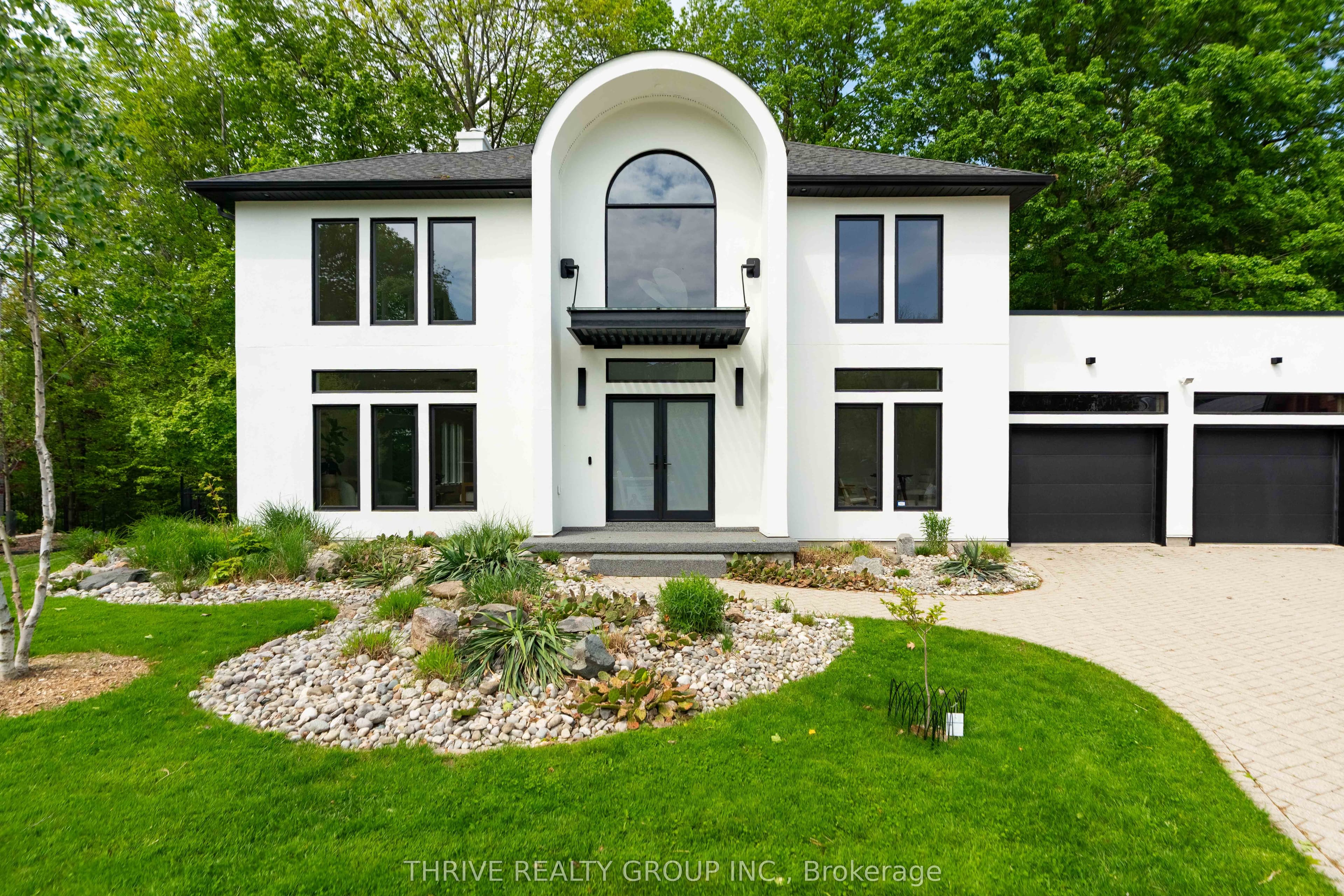 52 Birchmount Walk photo 1