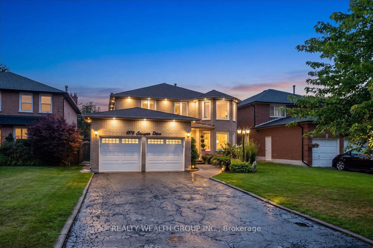1576 Saugeen Drive photo 1