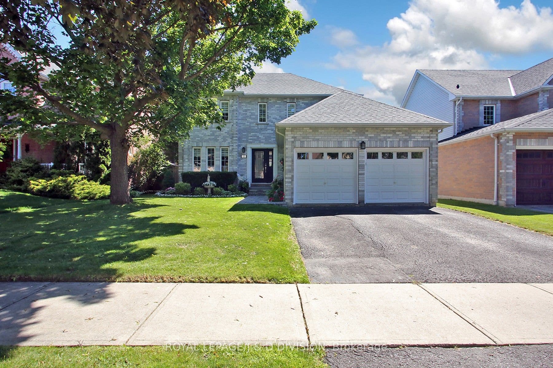 22 Lahaye Drive photo 1