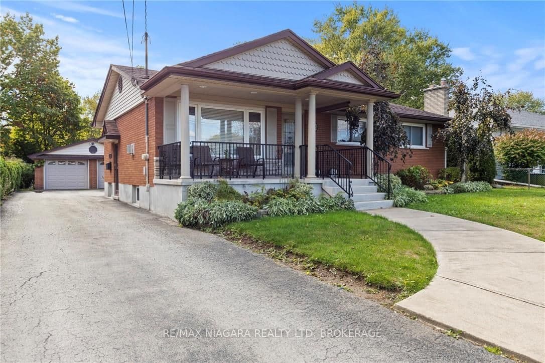35 Chantler Road photo 1