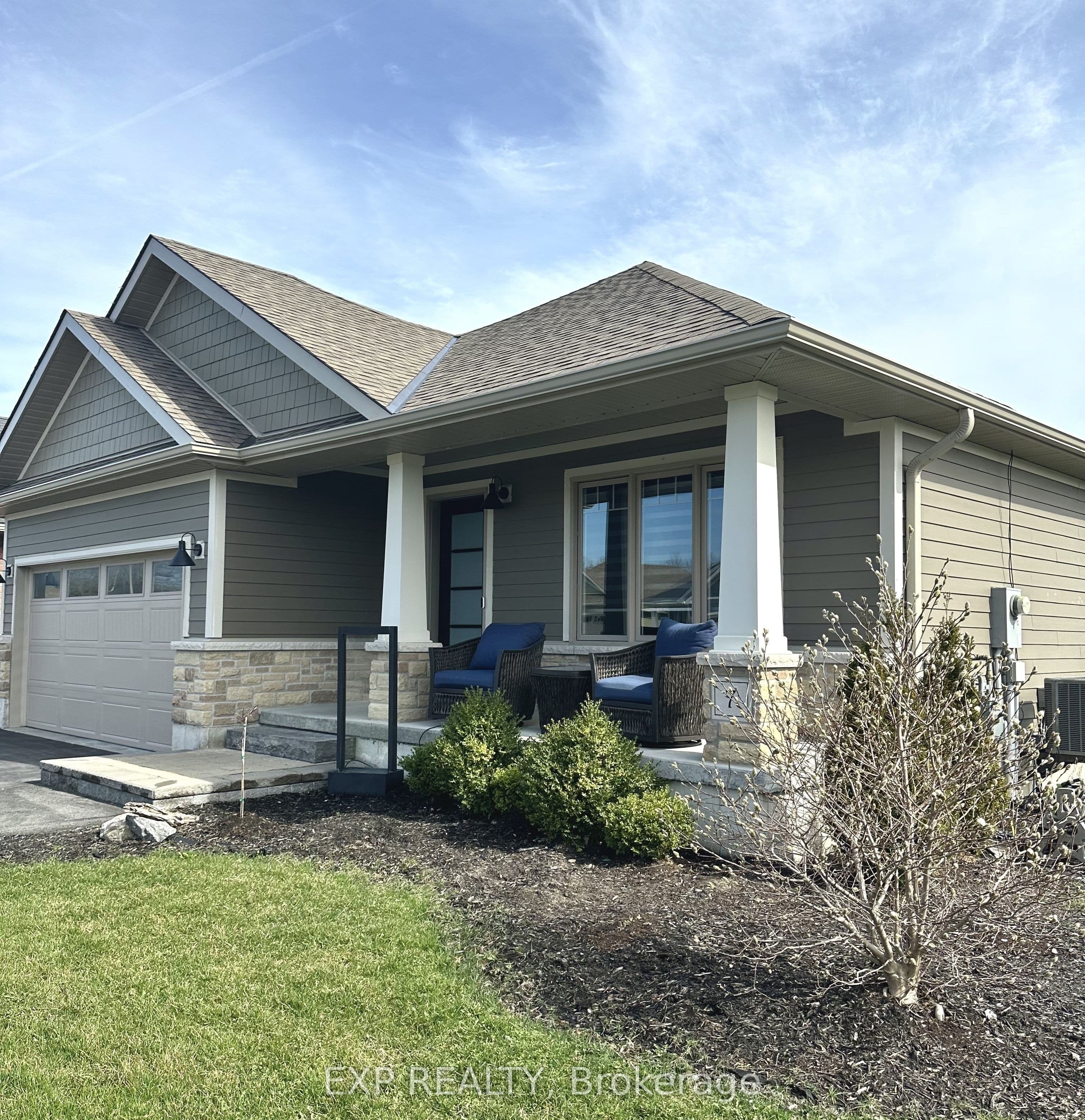 7 Tessa Boulevard photo 1