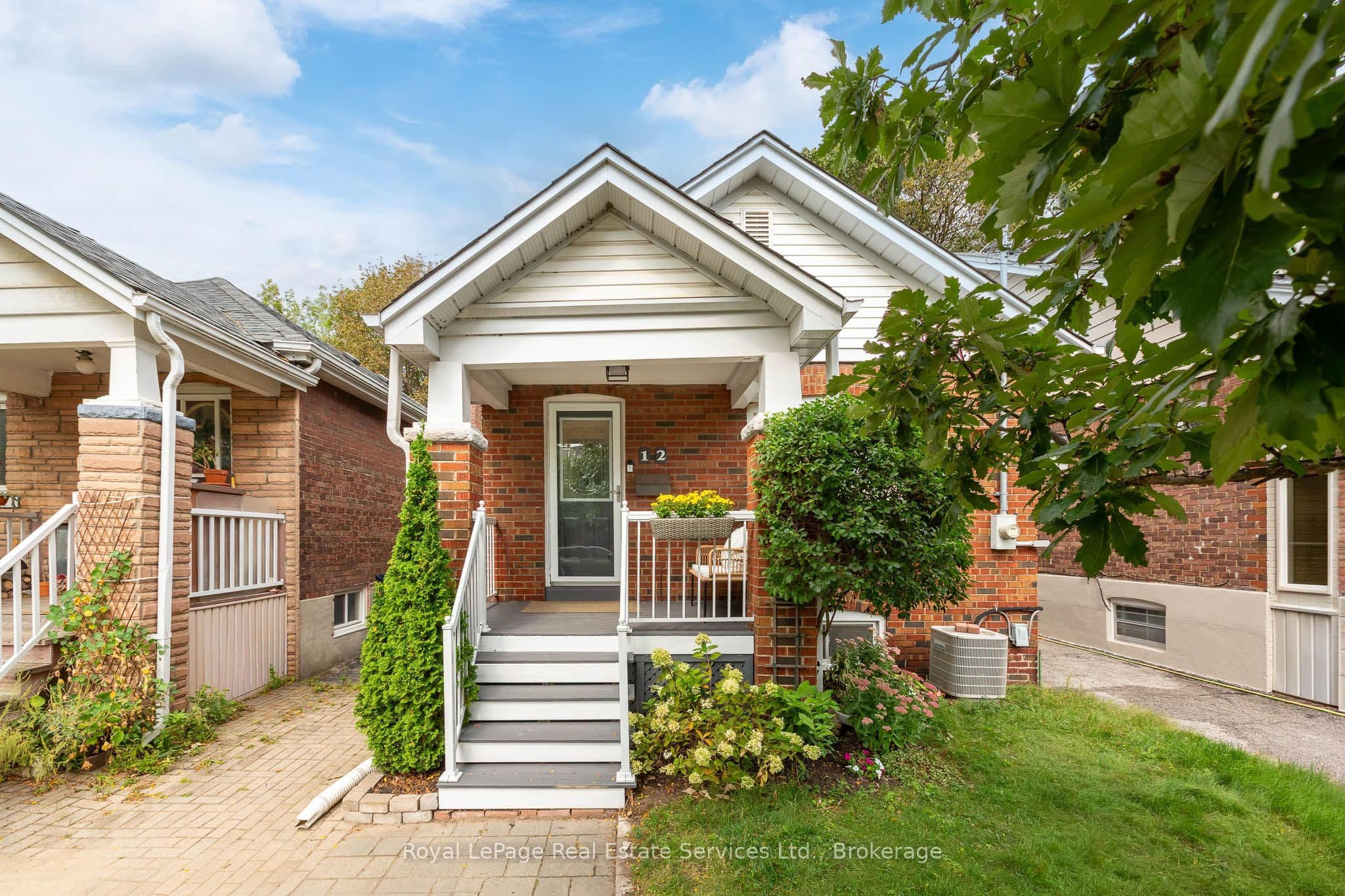 12 Newmarket Avenue photo 1