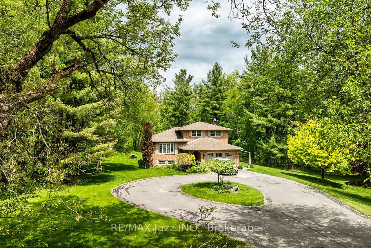 10049 Old Scugog Road photo 1