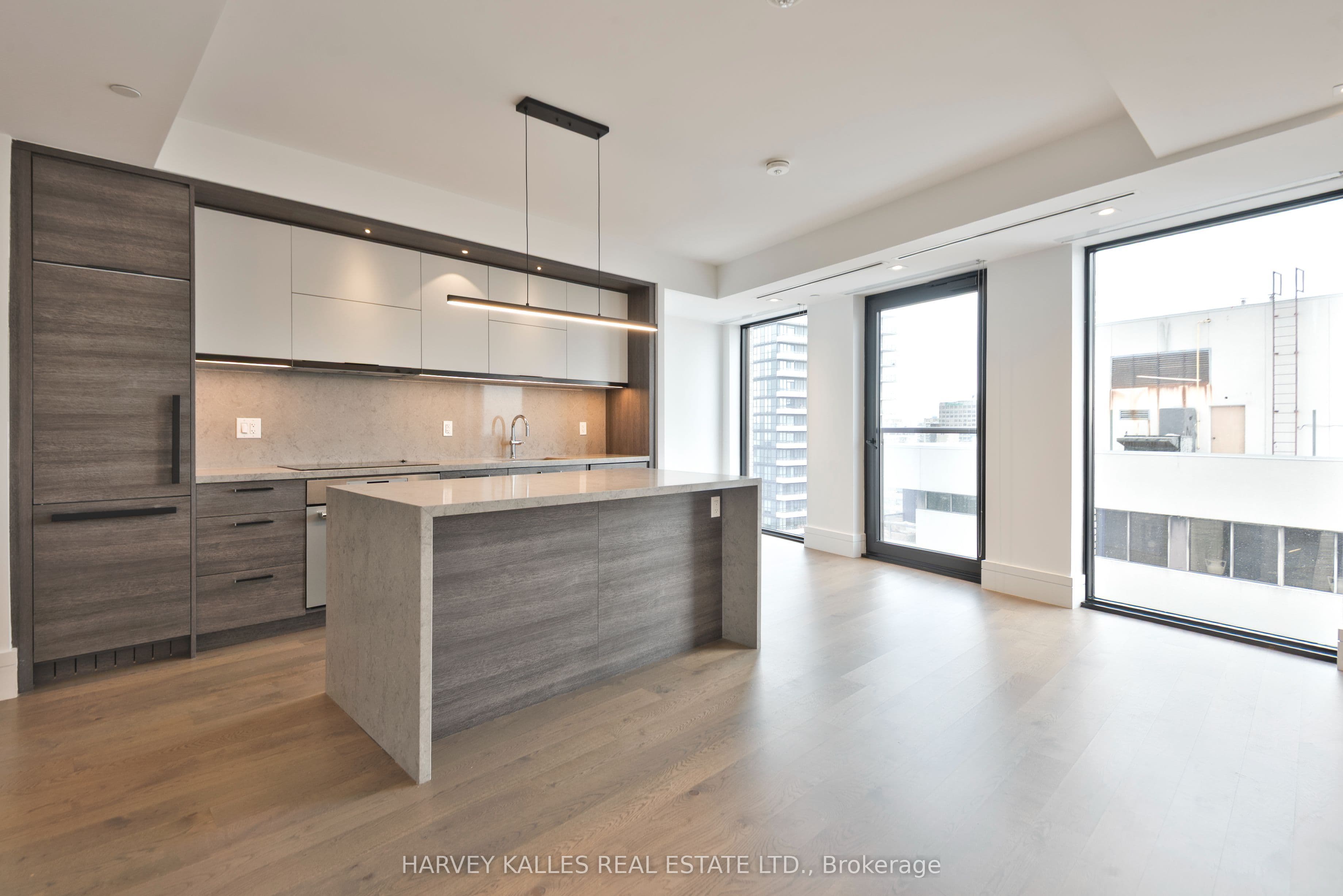 Unit 1508 215 Lonsdale Road photo 1