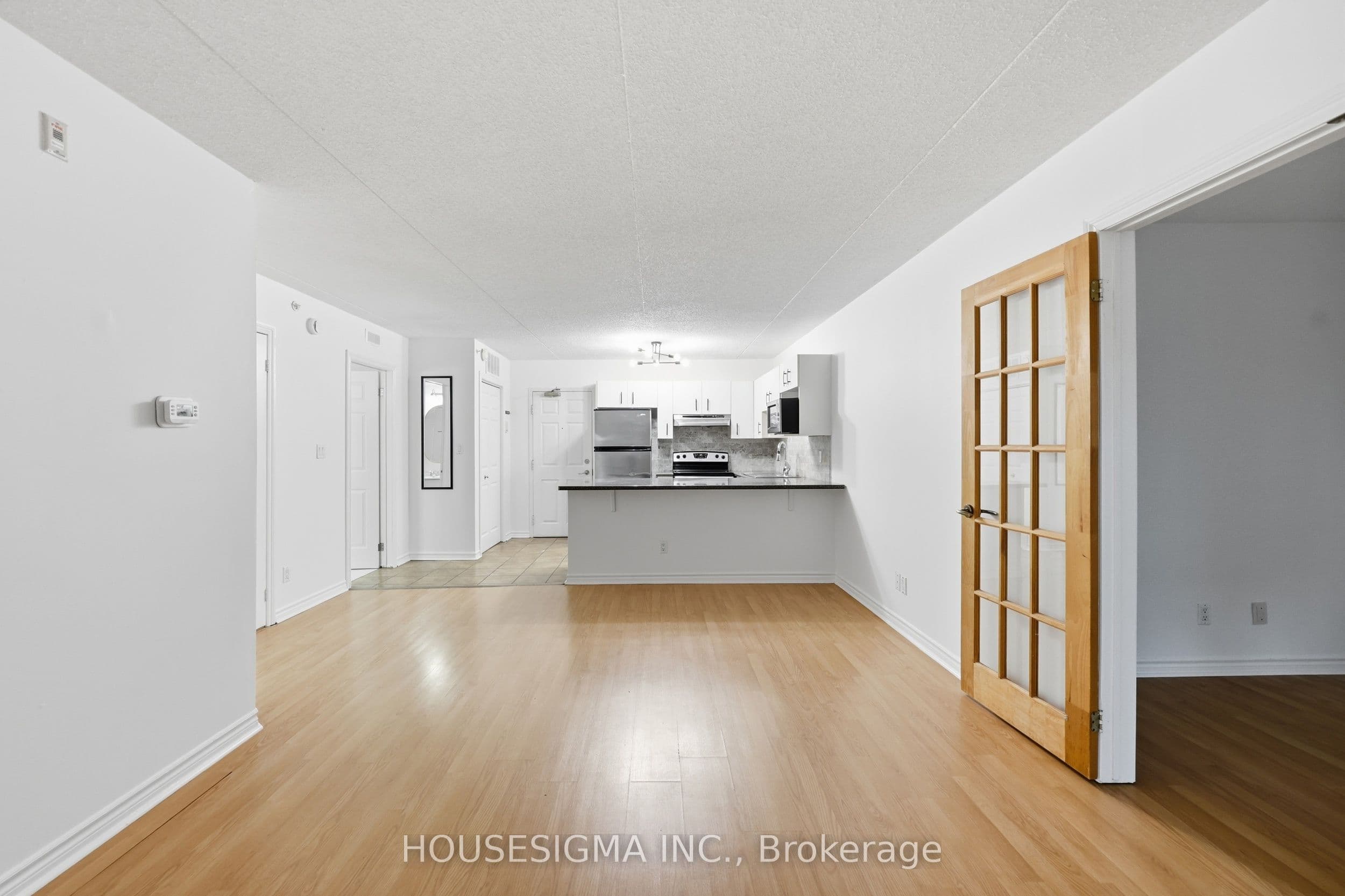 Unit 203 4025 Kilmer Drive photo 1