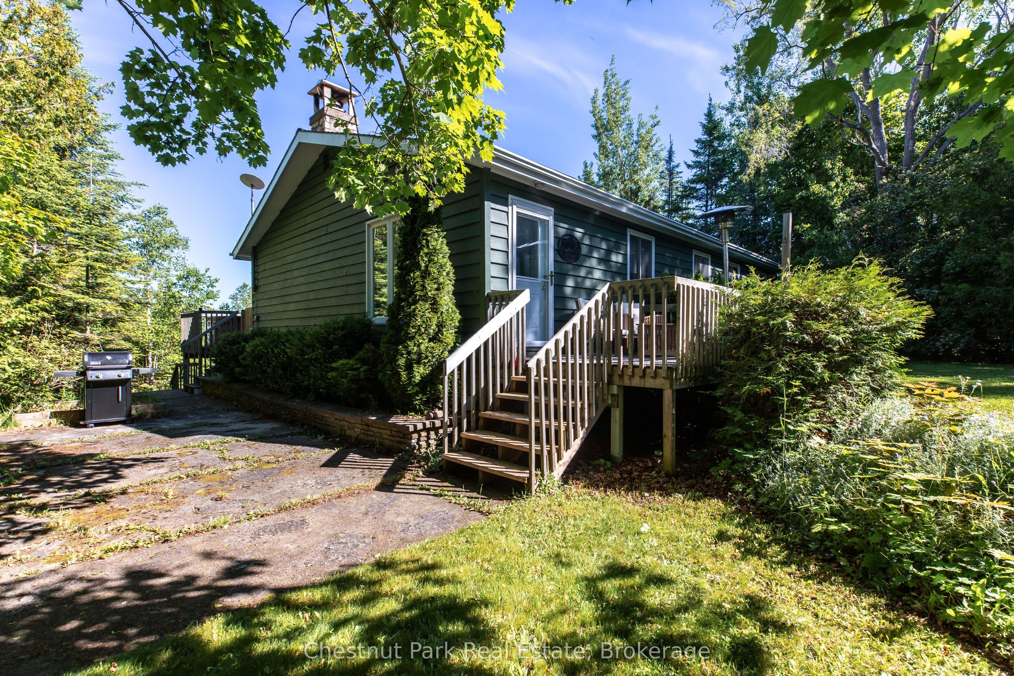 56 ZORRA Drive photo 1