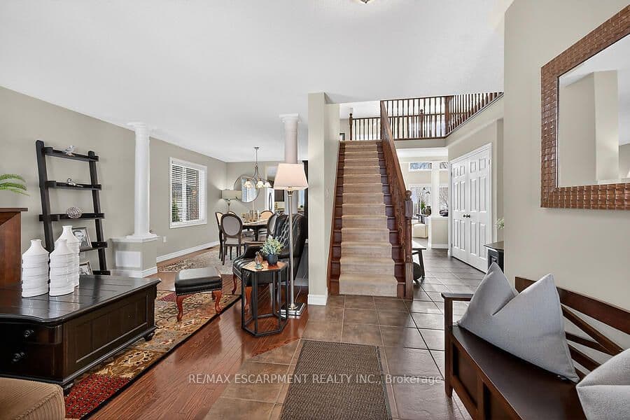 25 Southwood Cr. Crescent photo 1