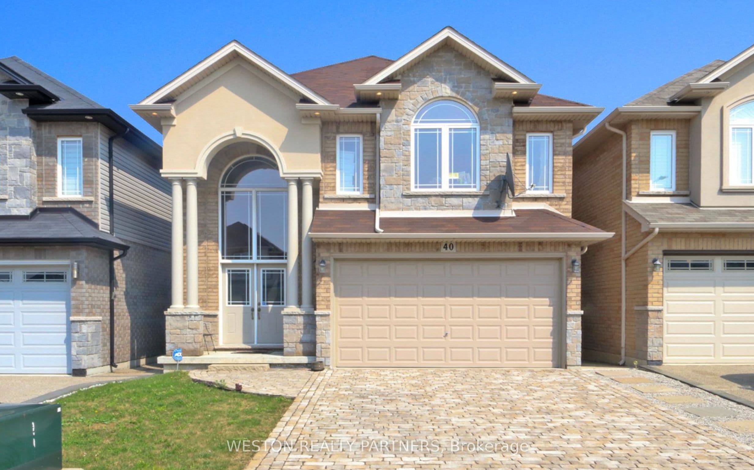 40 Pinemeadow Drive photo 1