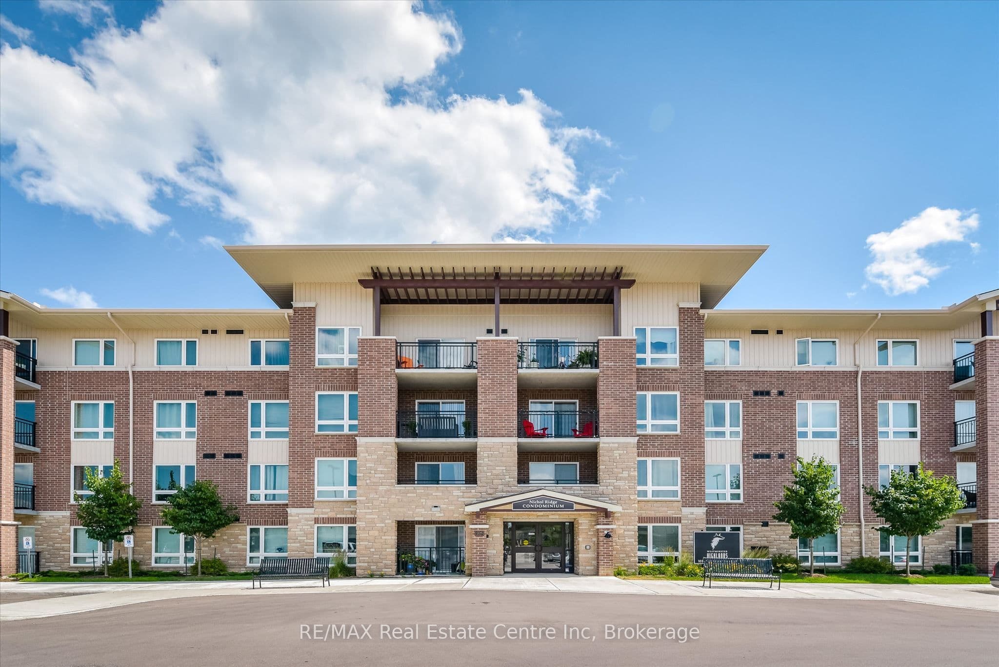 Unit 105 103 Westminster Crescent photo 1