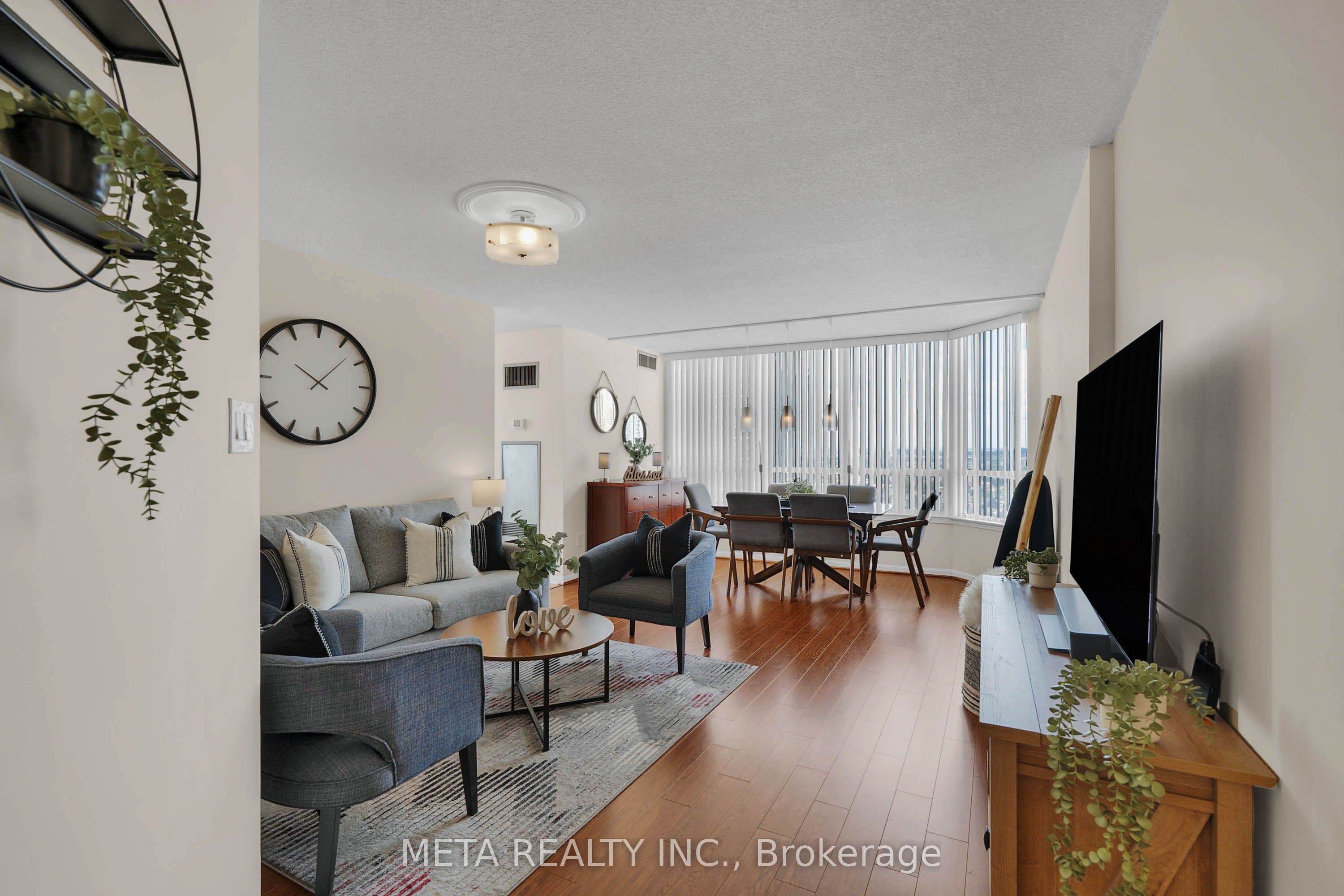 Unit 2010 550 Webb Drive photo 1