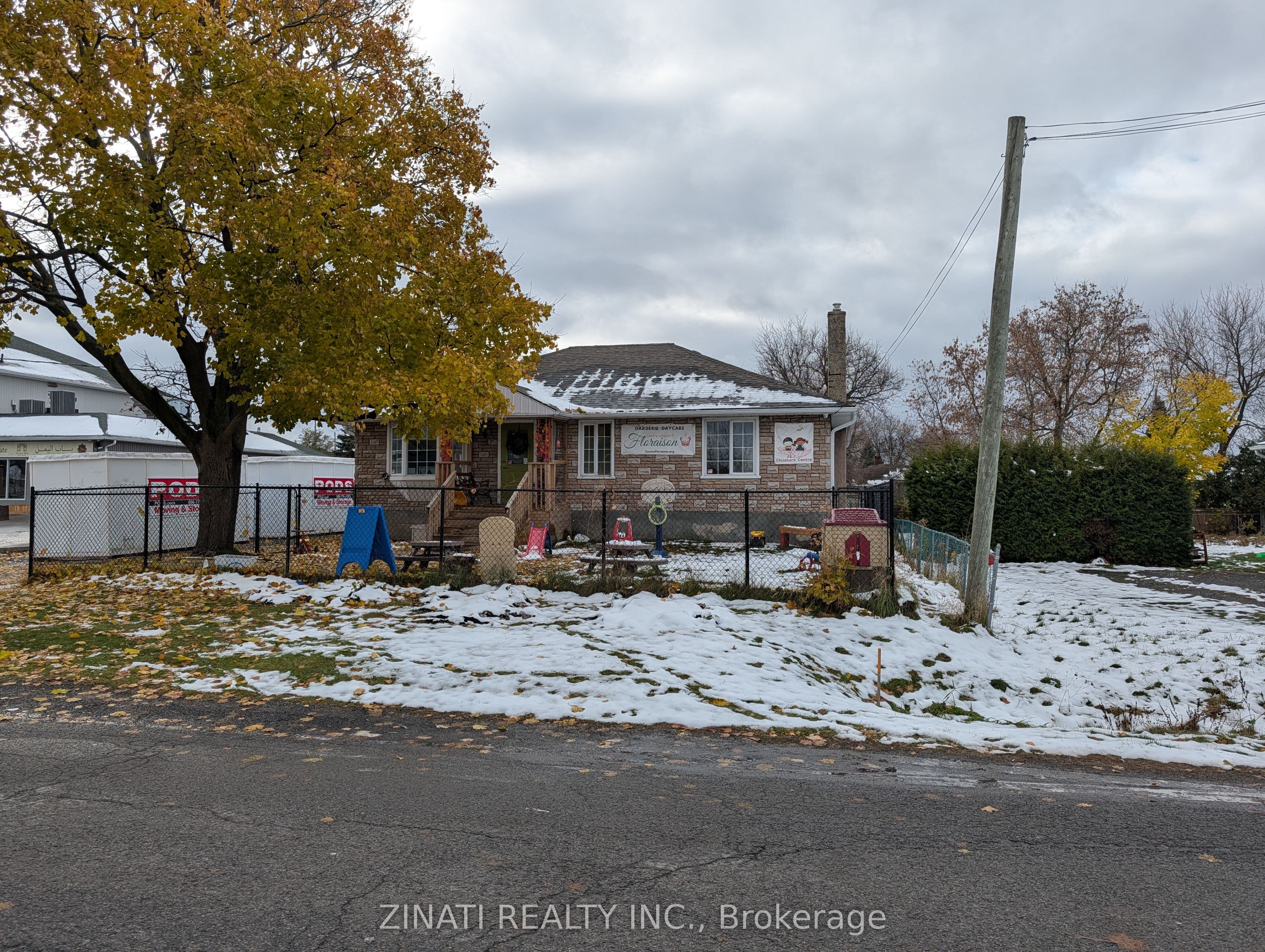 1154 Gabriel Street photo 1