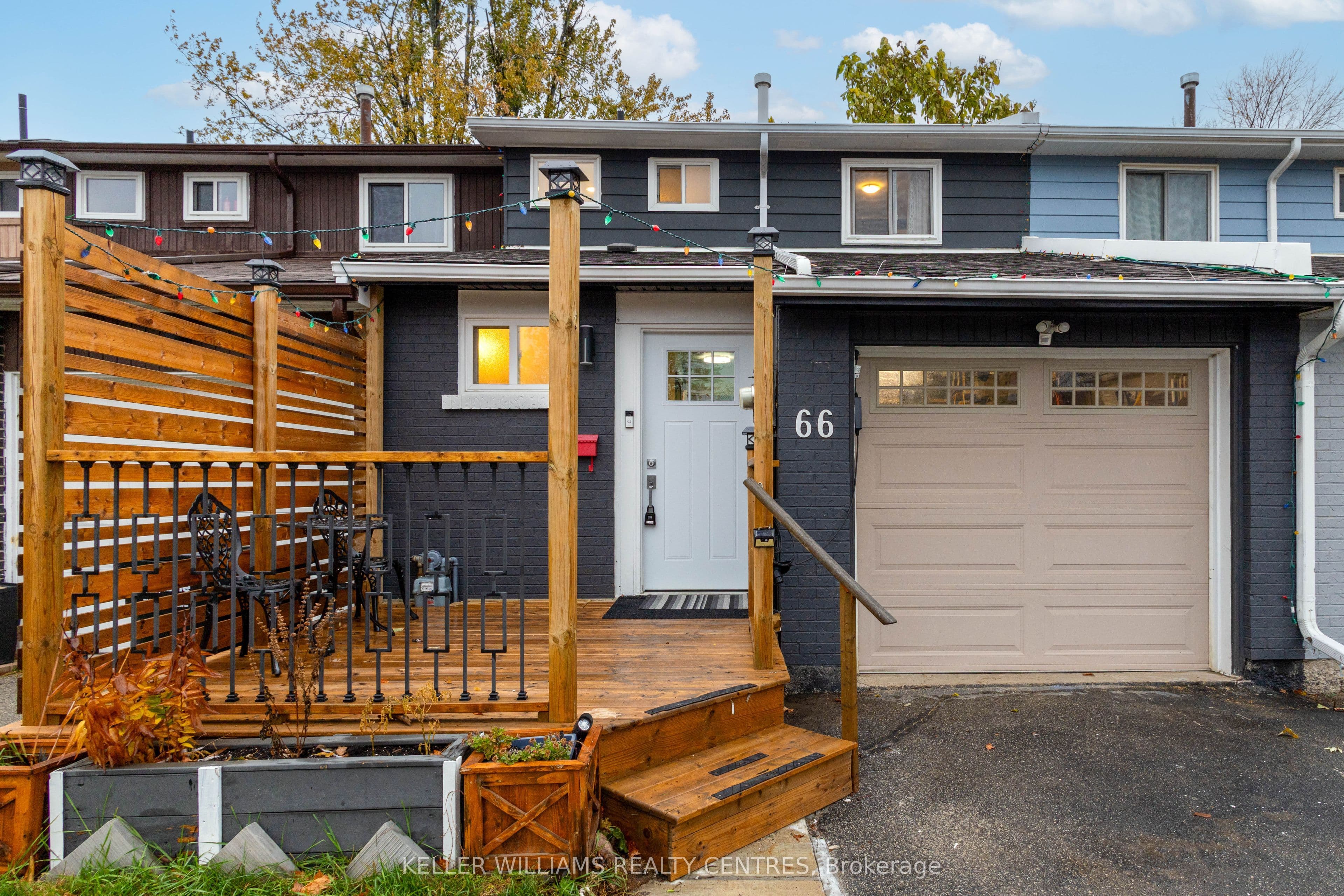 66 Chaucer Crescent photo 1