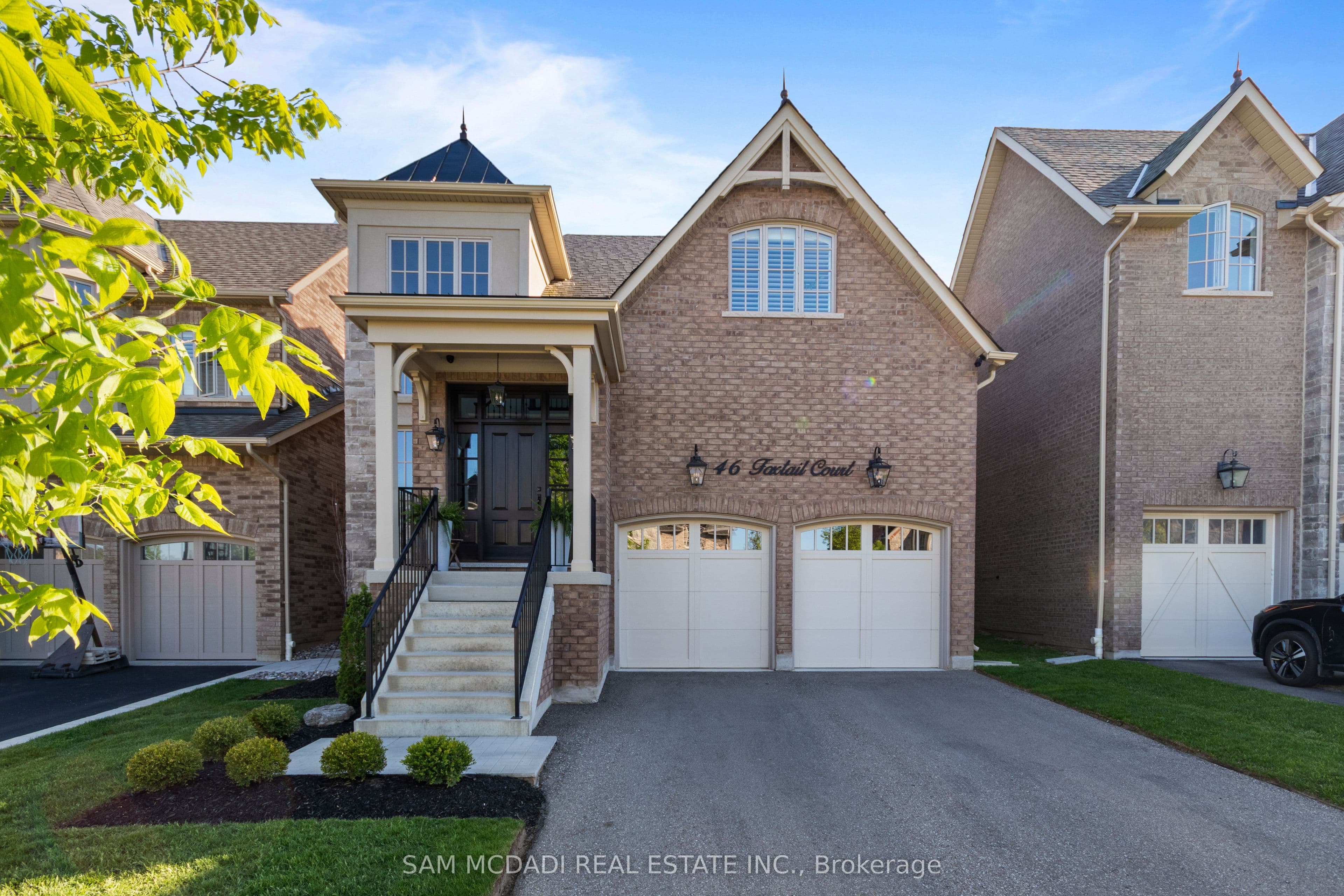 46 Foxtail Court photo 1