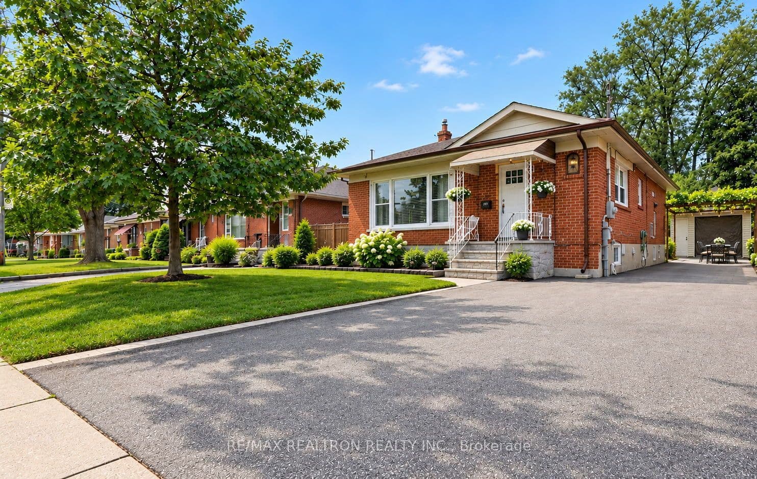 82 Ranstone Gardens photo 1