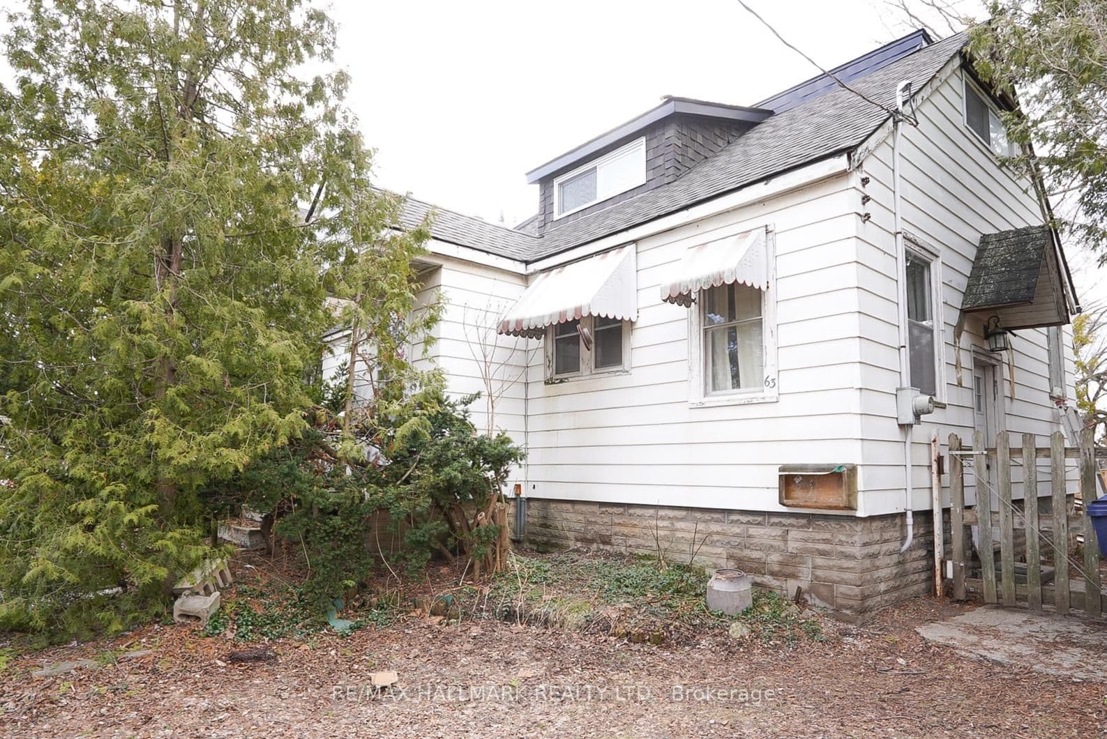 63 Highview Avenue photo 1
