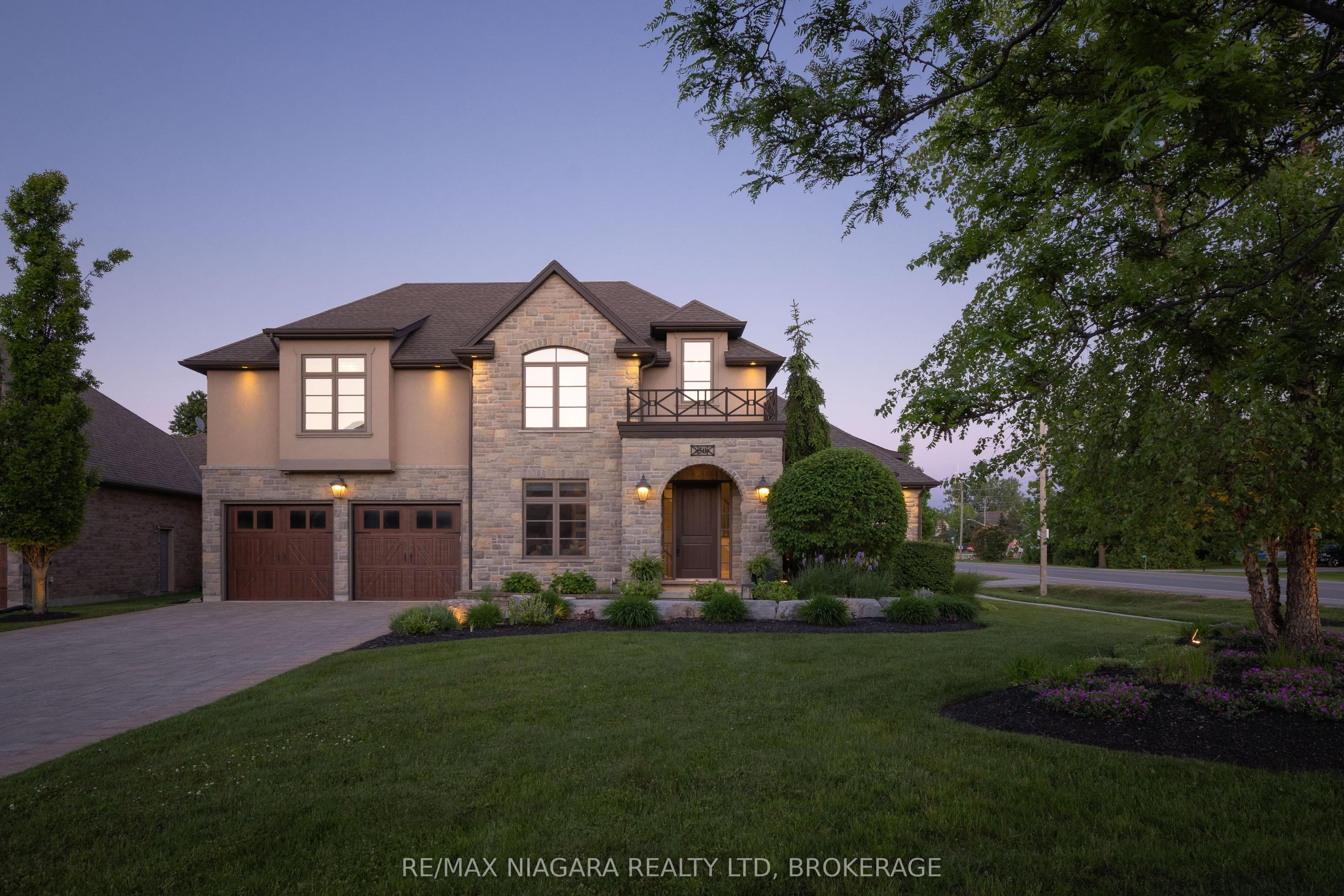 50 Sandalwood Crescent photo 1