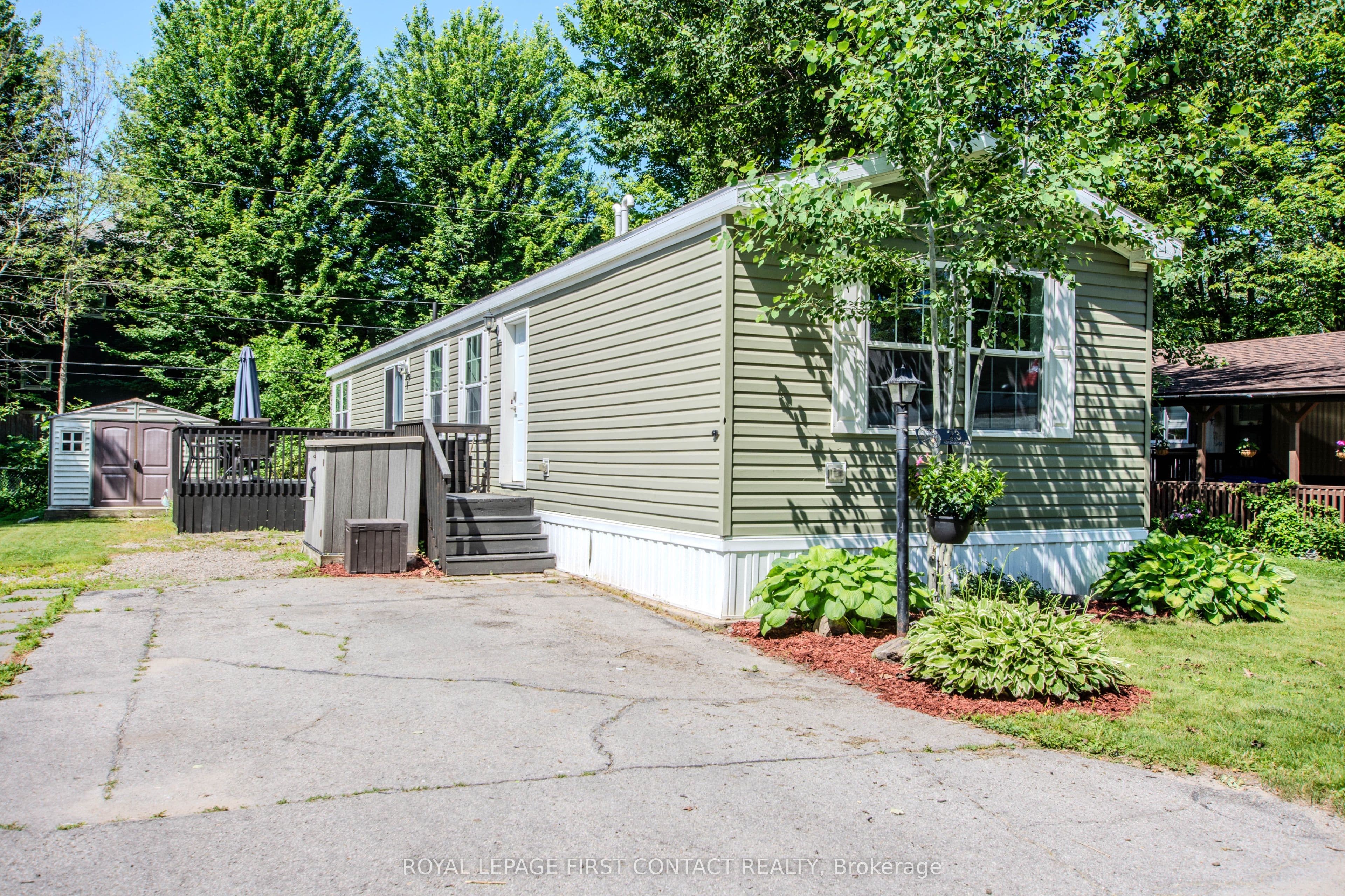 23 Georgian Glen Drive photo 1