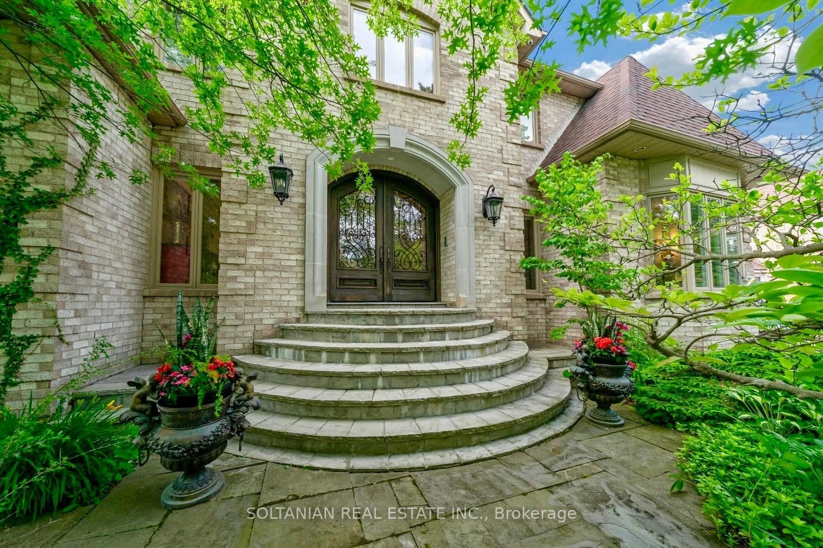 6 Fairfield Place photo 1