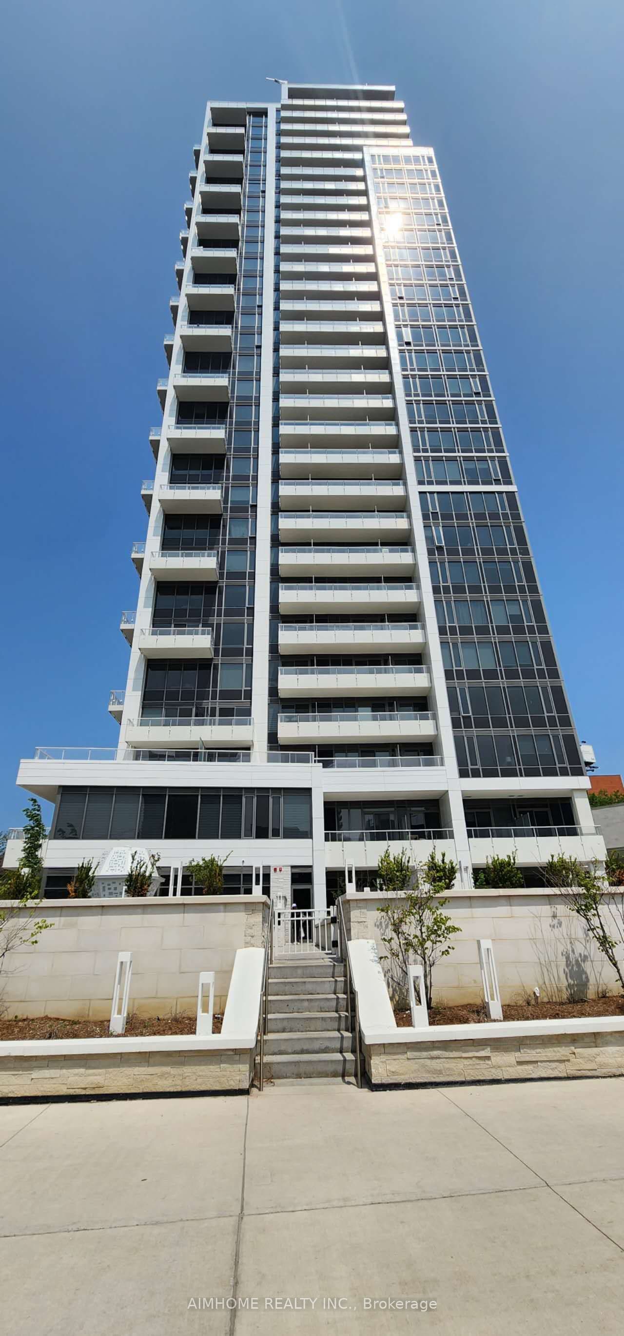 Unit 1111 75 Canterbury Place photo 1
