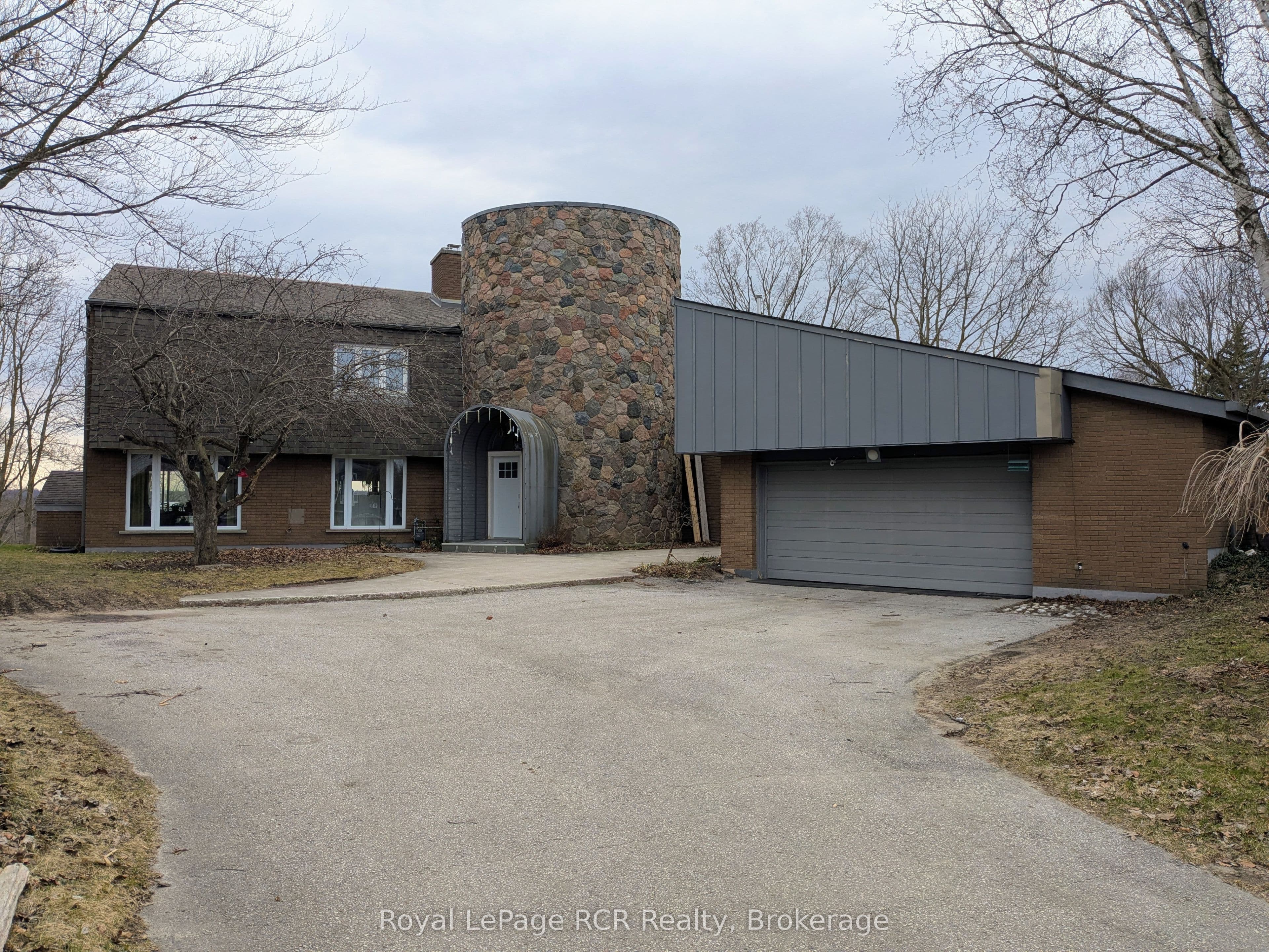136 4th Avenue photo 1
