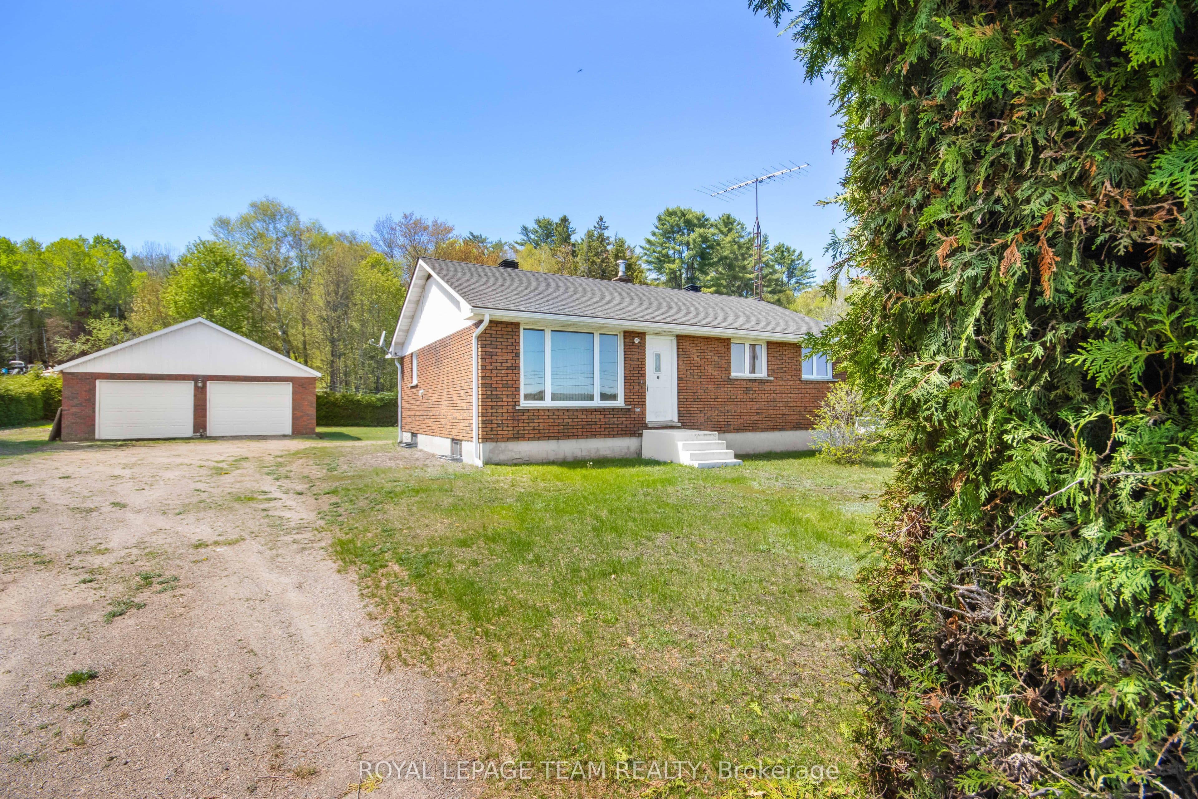 286 Siberia Road photo 1