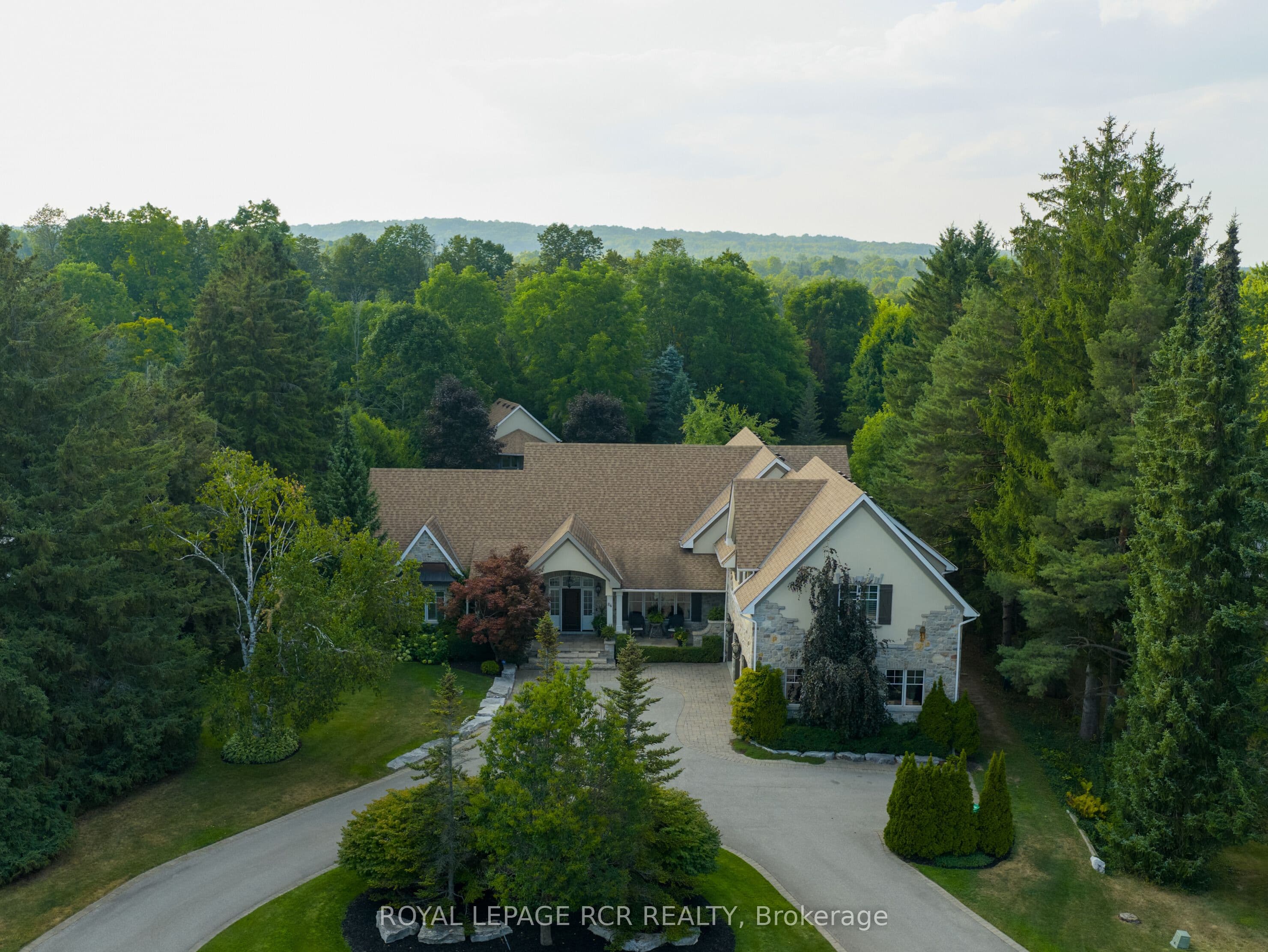 84 Kennedy Road photo 1
