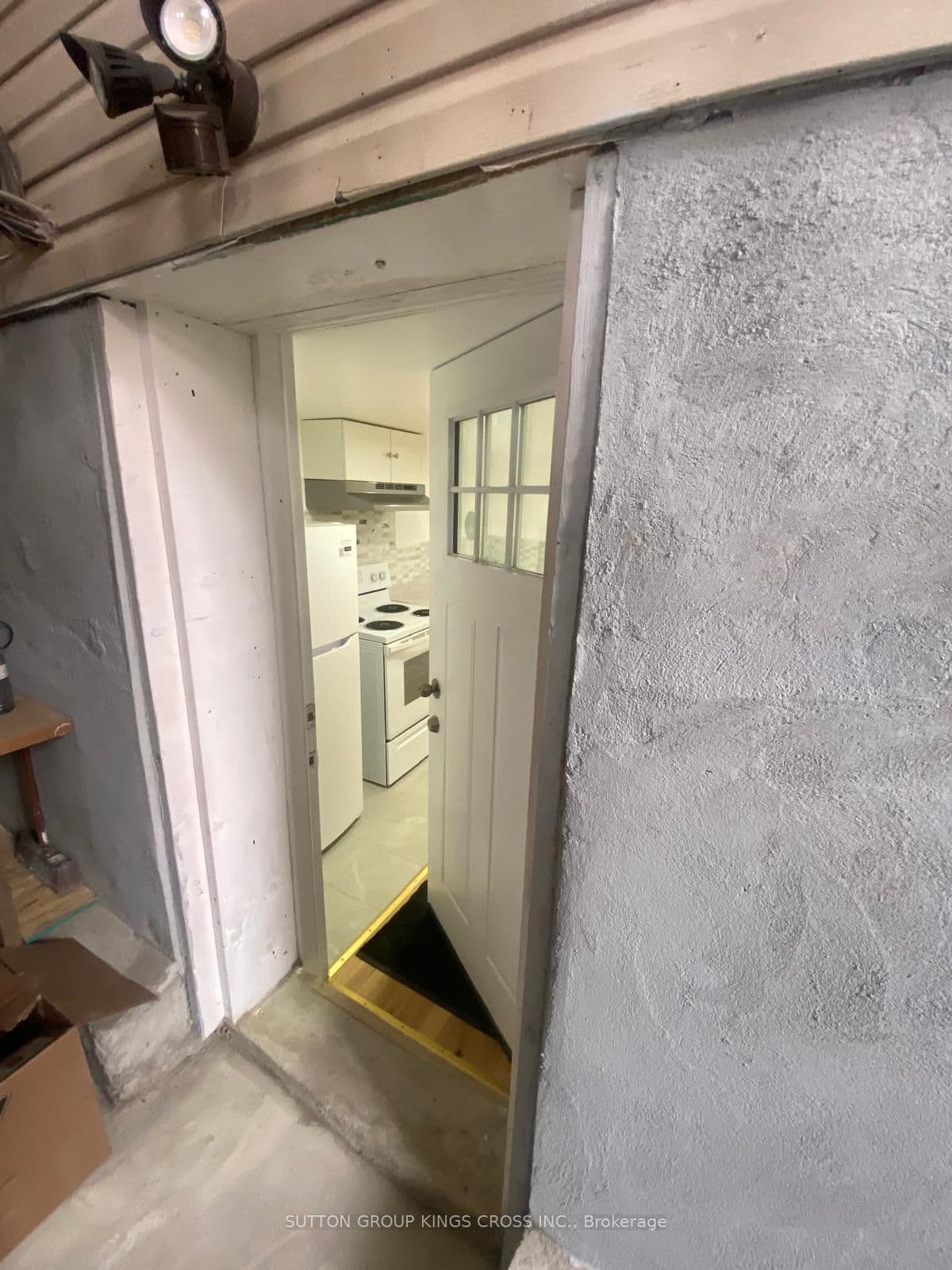 Unit BSMT 29 Brownville Avenue photo 1