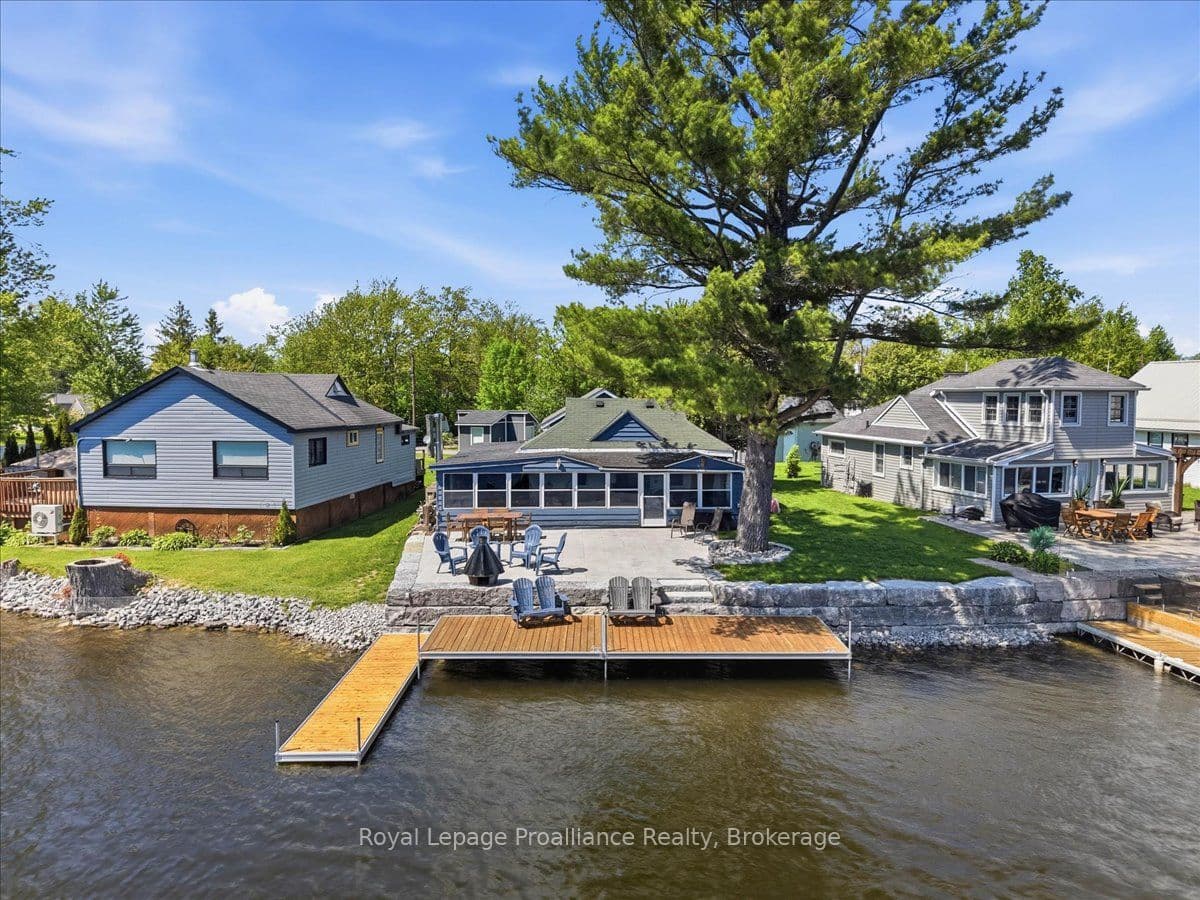 63 Wight Island Road photo 1