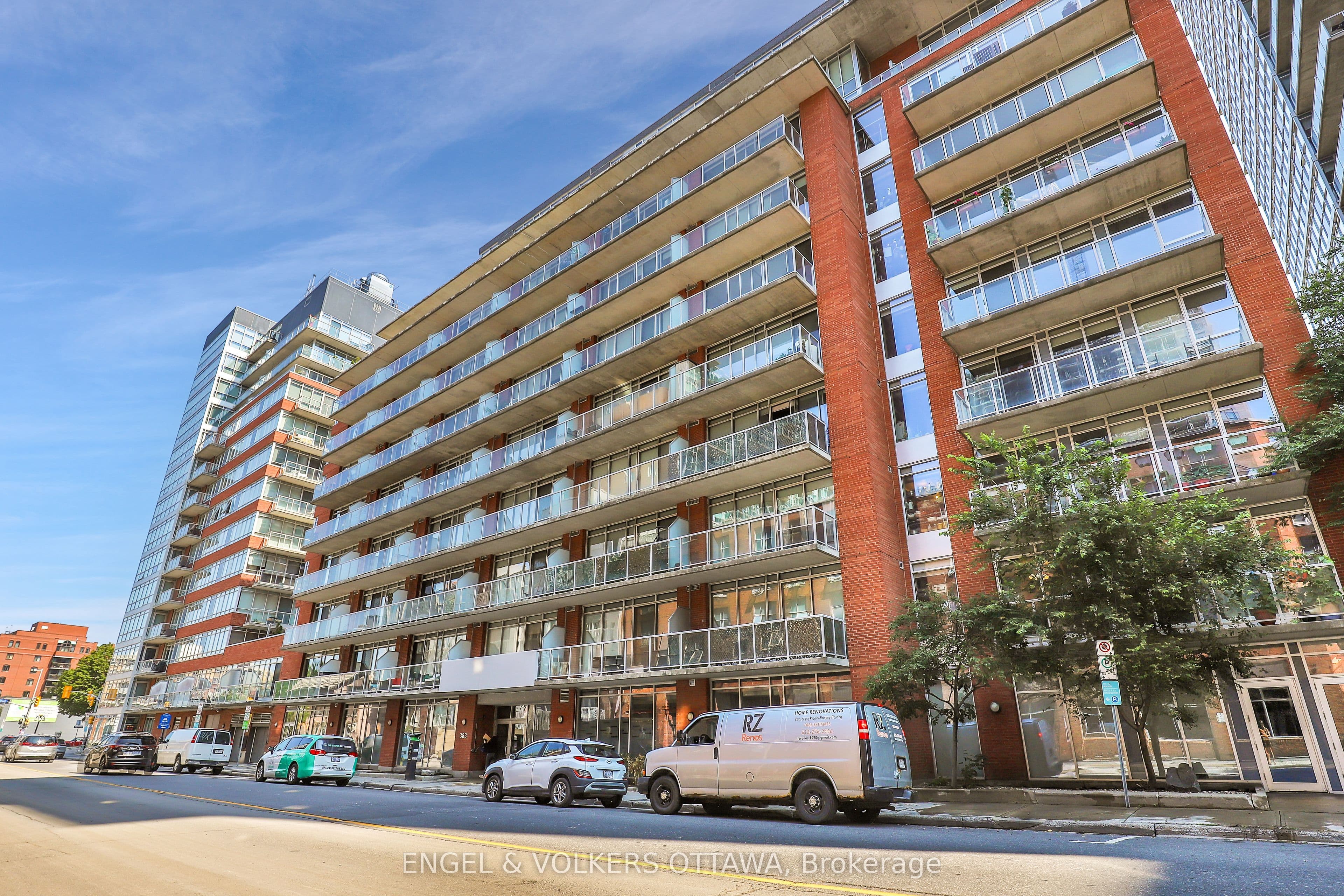 Unit 406 383 Cumberland Street photo 1
