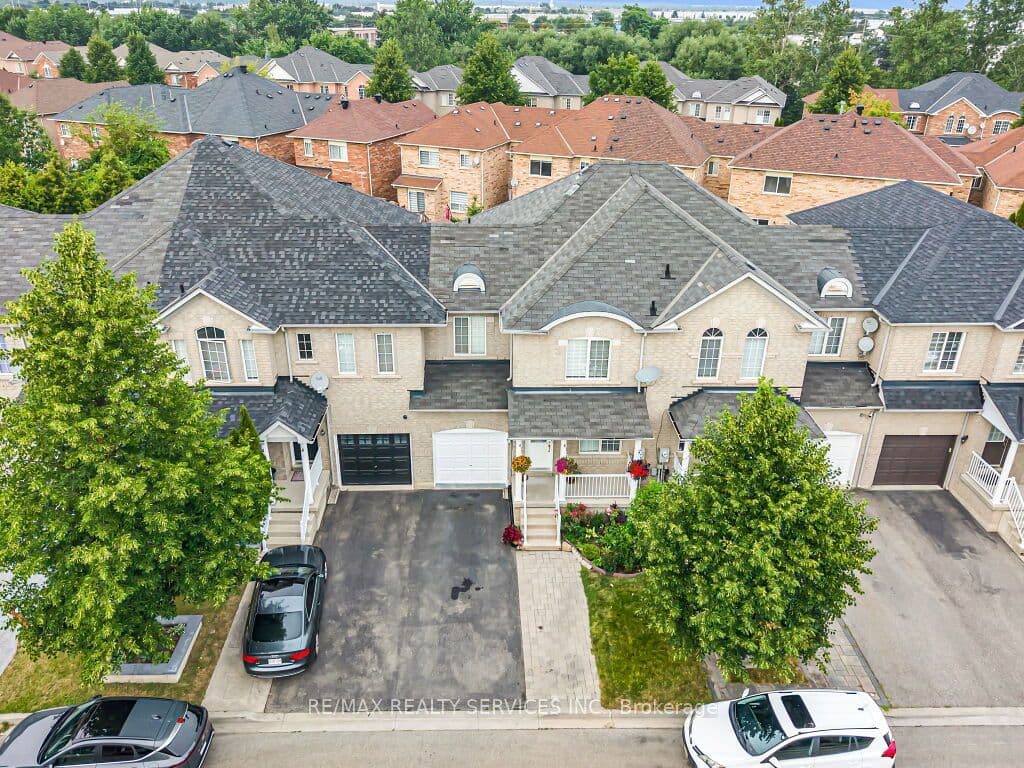 7 Olivett Lane photo 1