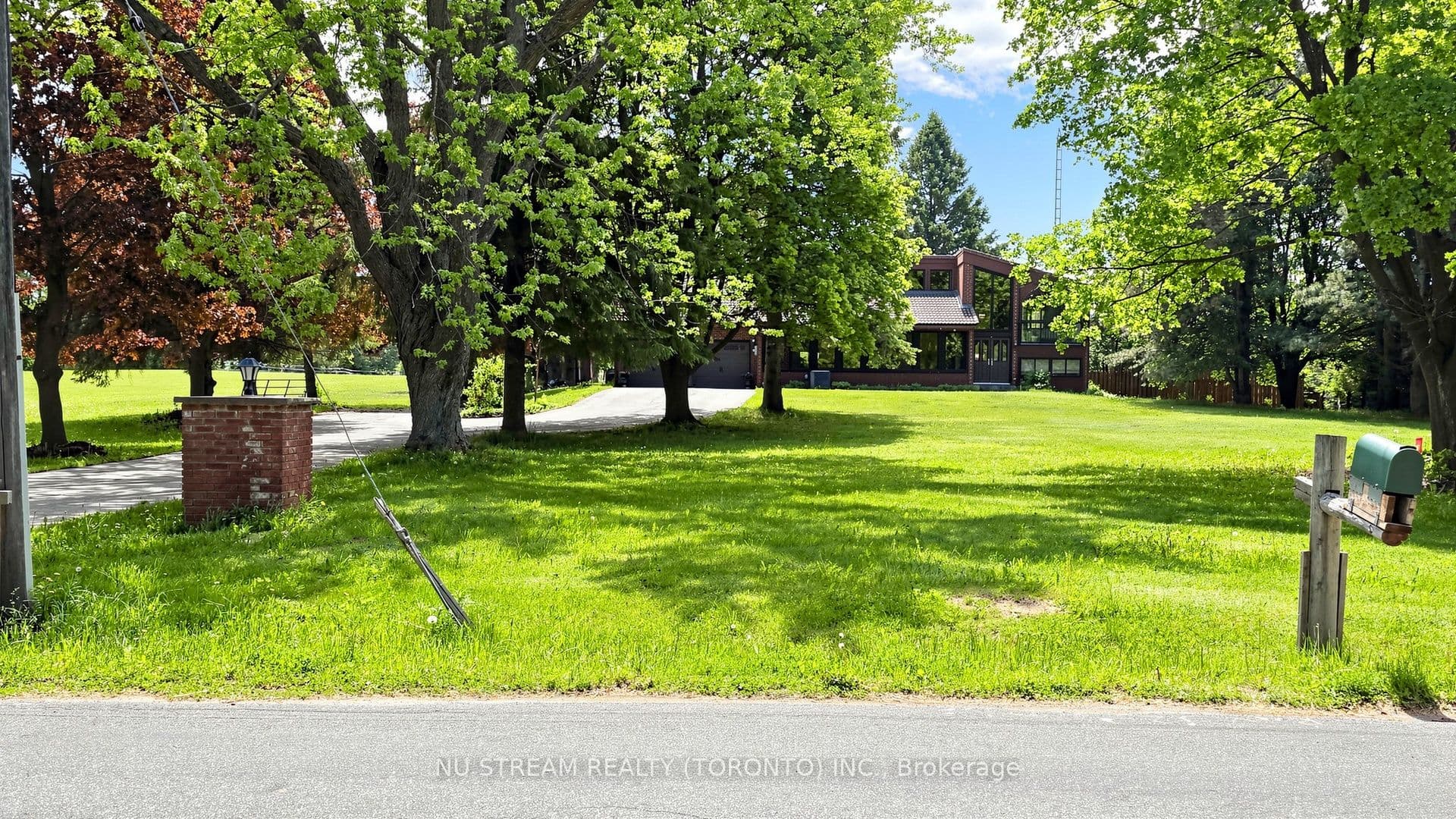 2881 Doane Road photo 1