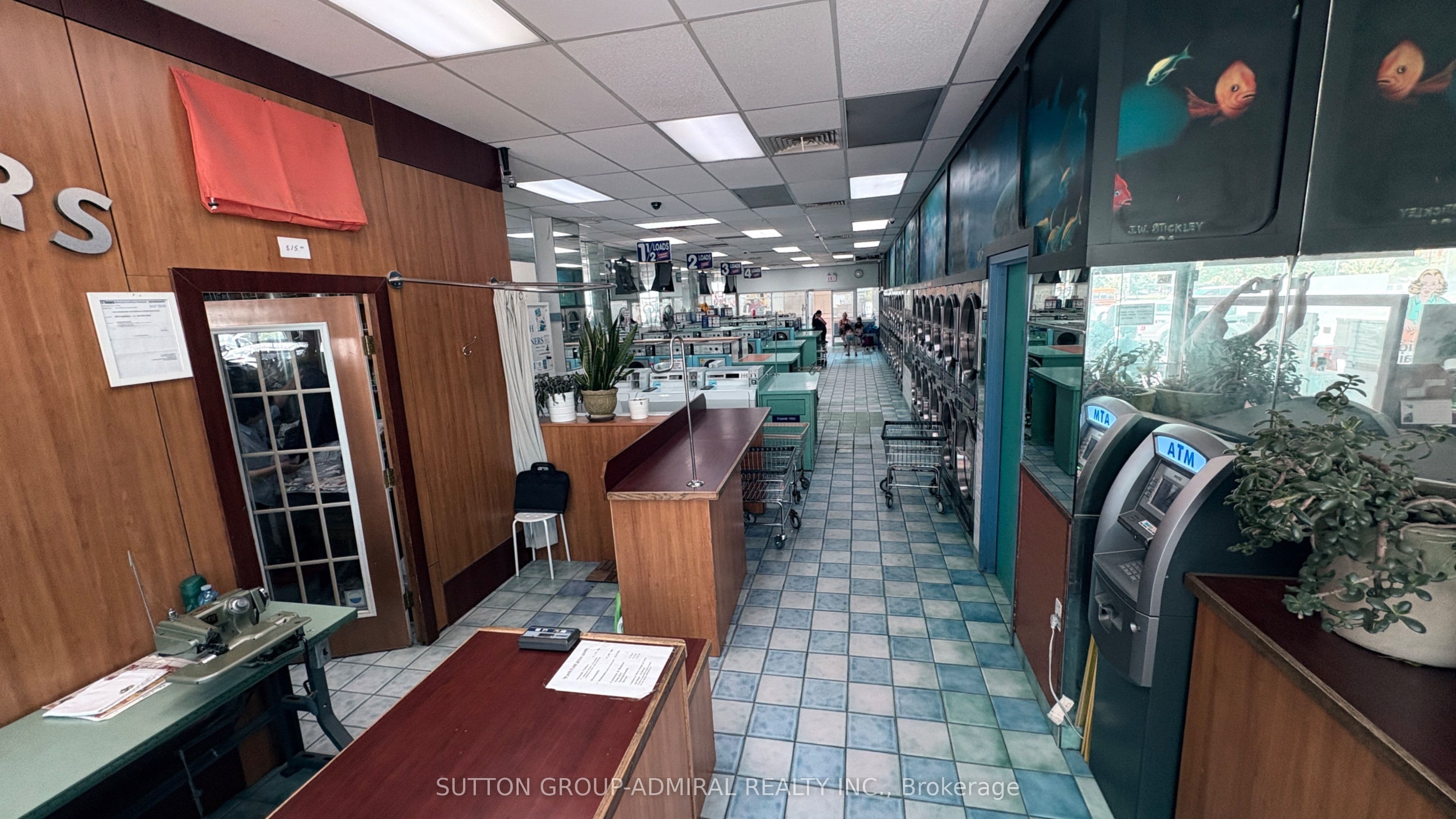 Unit 10A 747 don mills Road photo 1