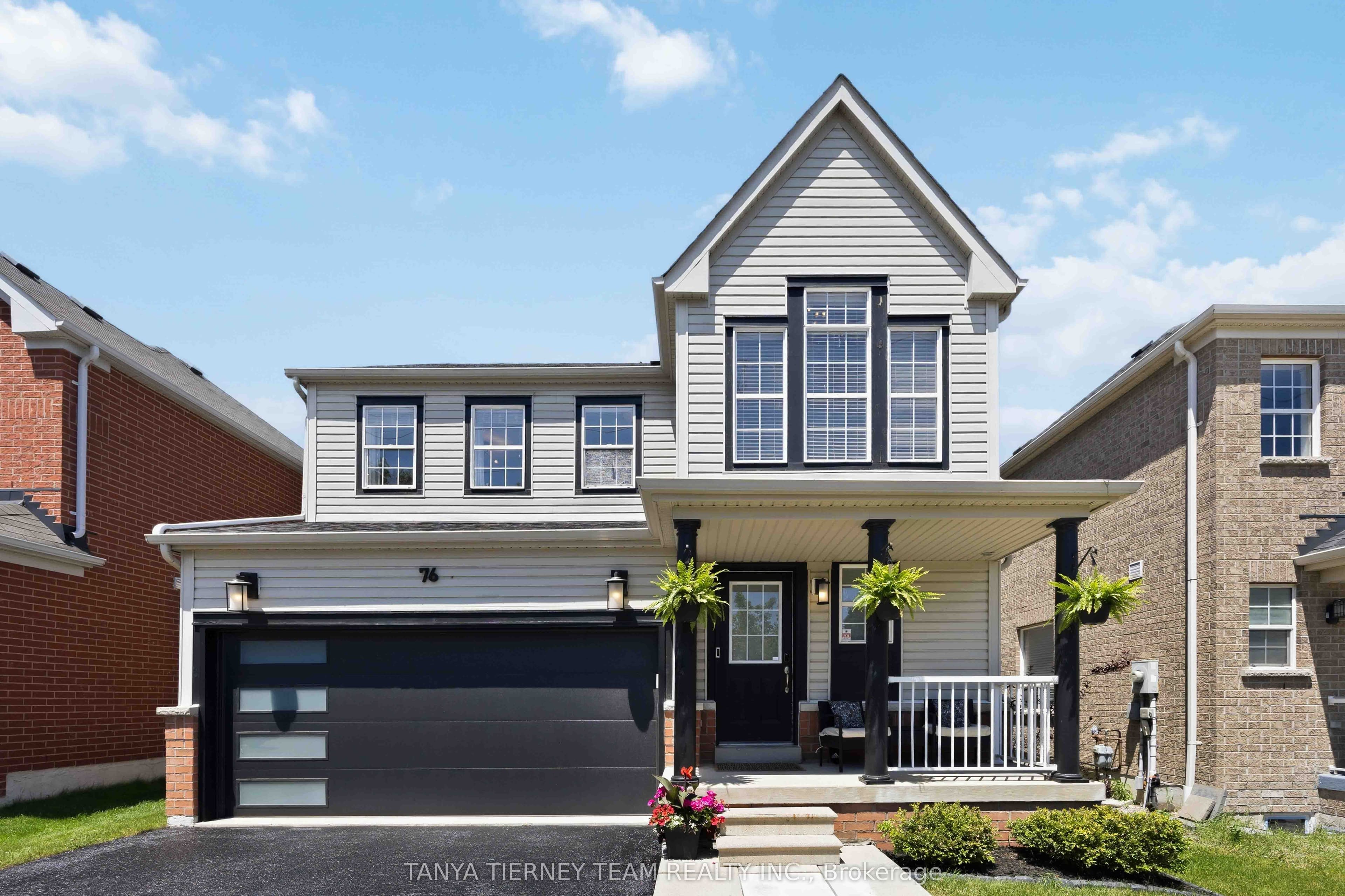 76 Vipond Road photo 1