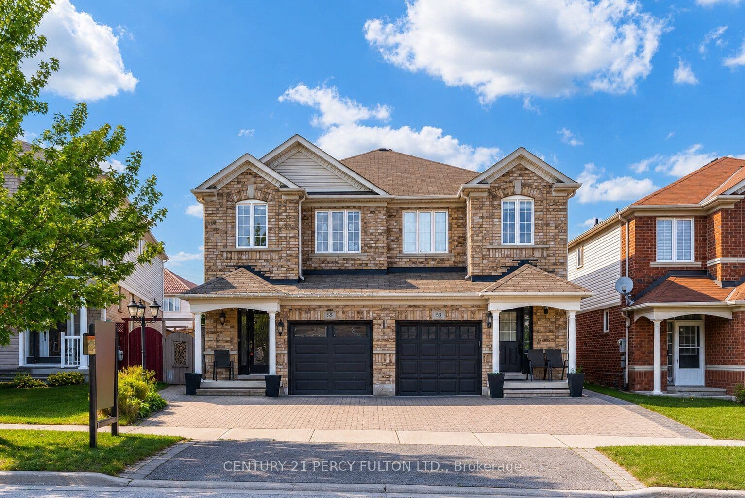 55 Unsworth Crescent photo 1