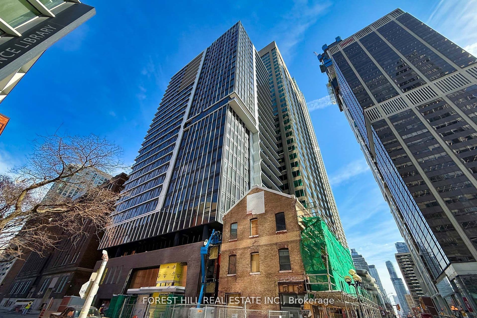 Unit 601 771 Yonge Street photo 1
